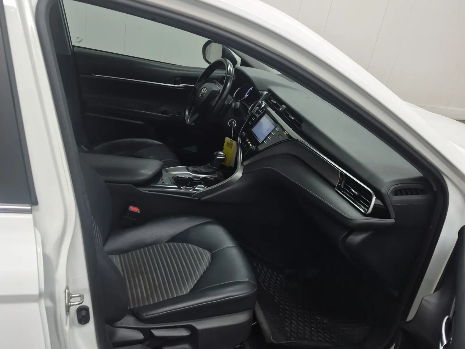 Right Side Interior Photo