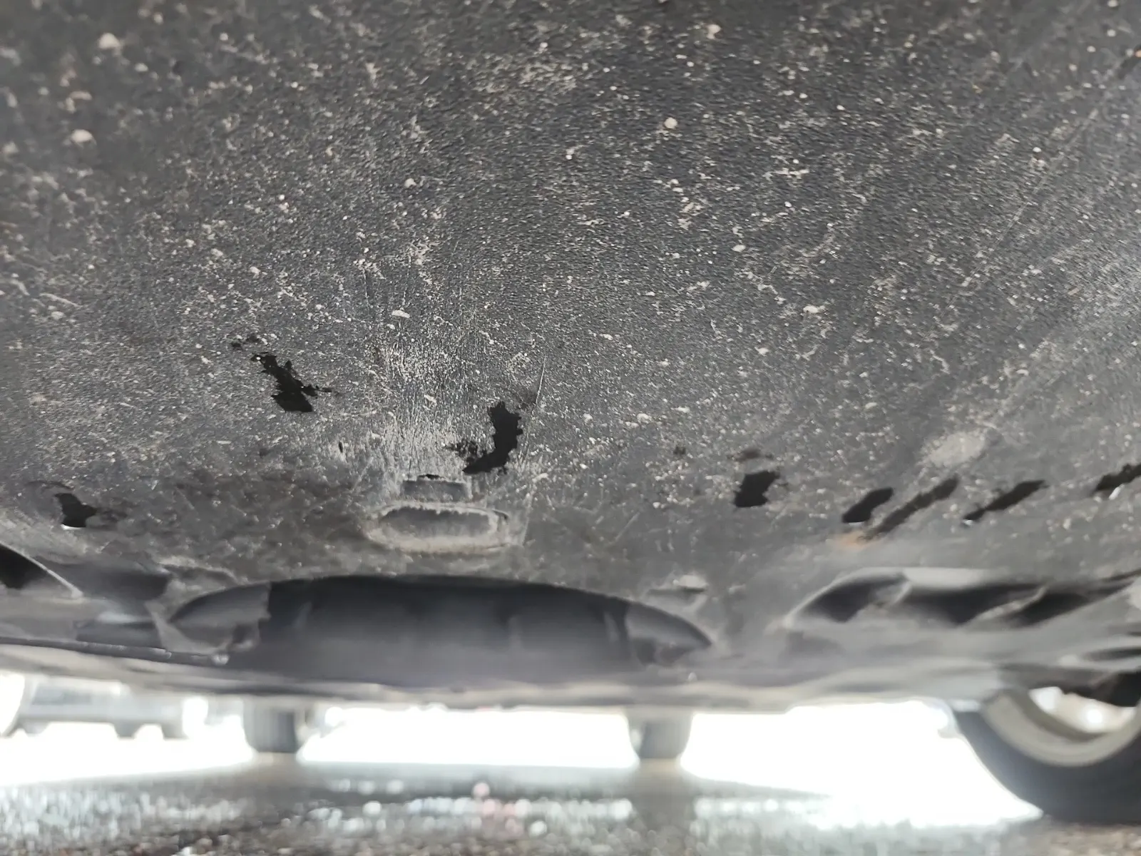 Undercarriage - Front Photo