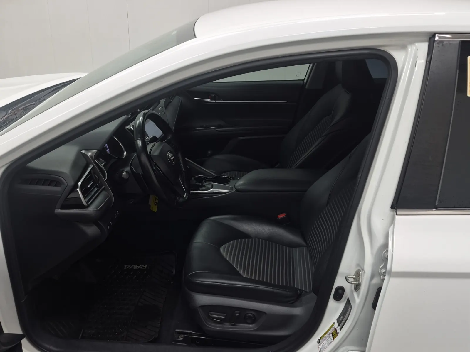 Front Interior Photo