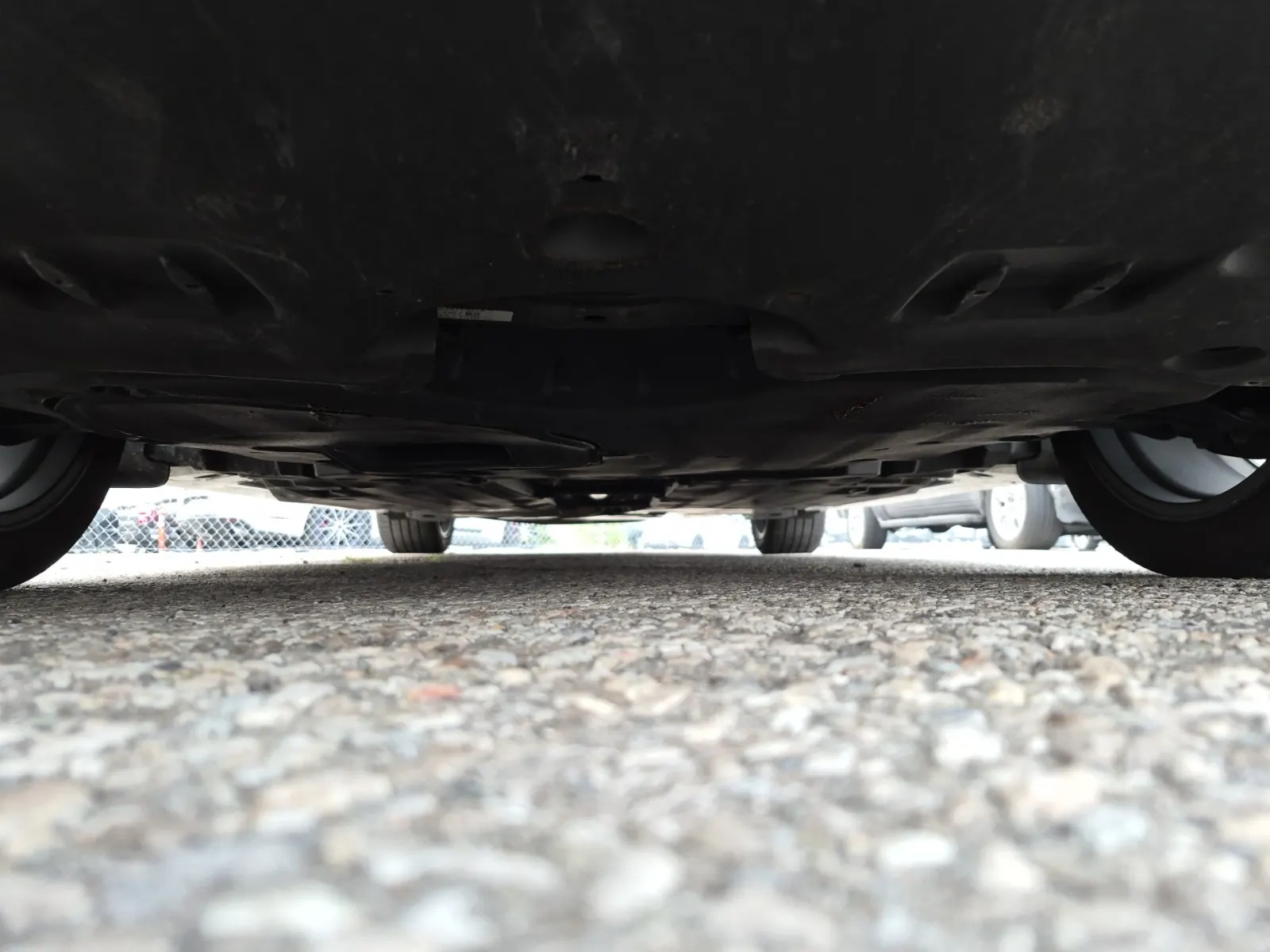 Undercarriage - Front Photo