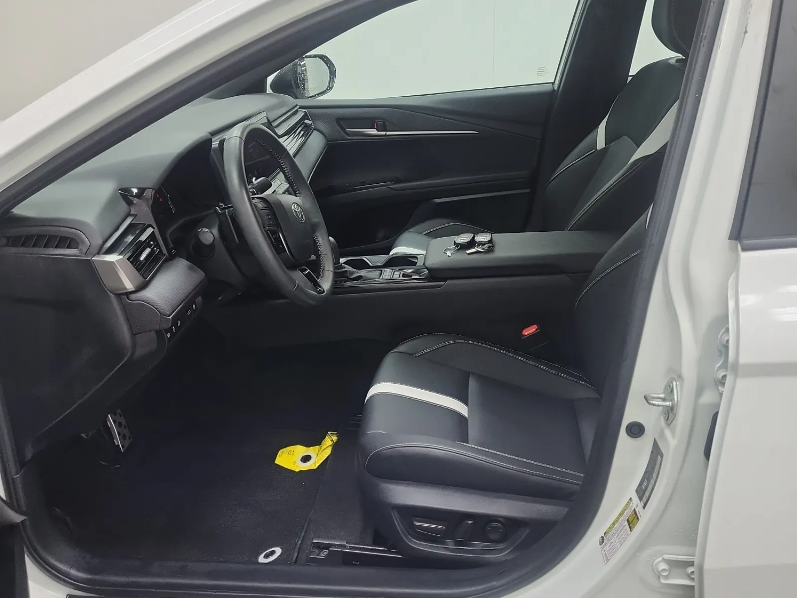 Front Interior Photo