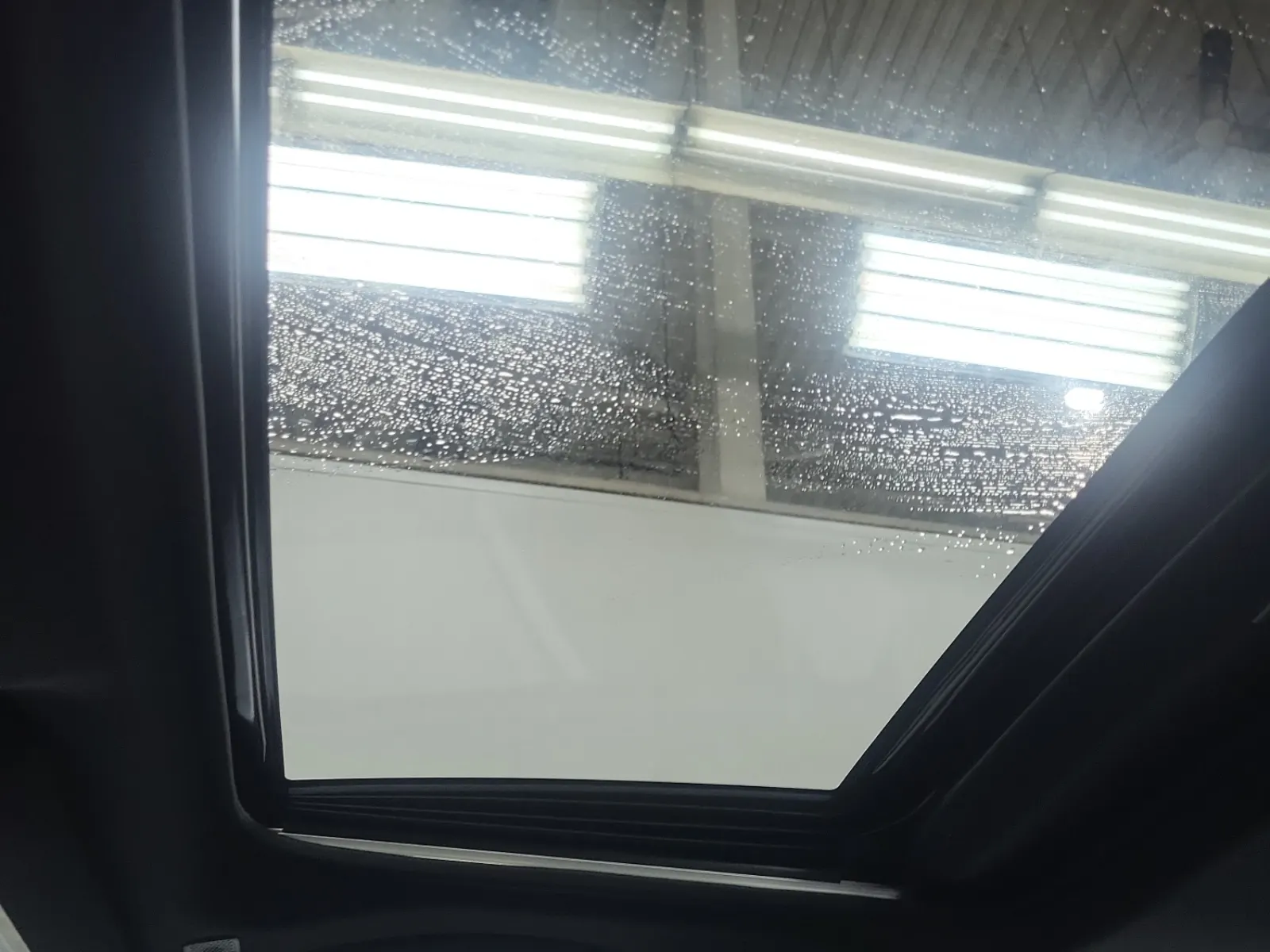 Interior Roof Photo