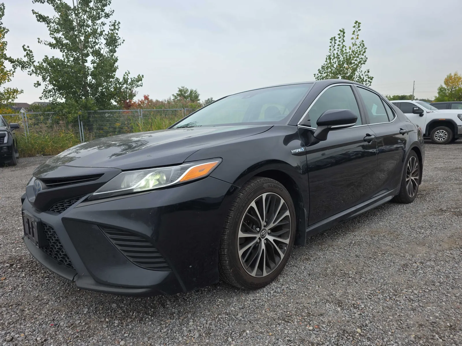 3/4 Front (Main image)