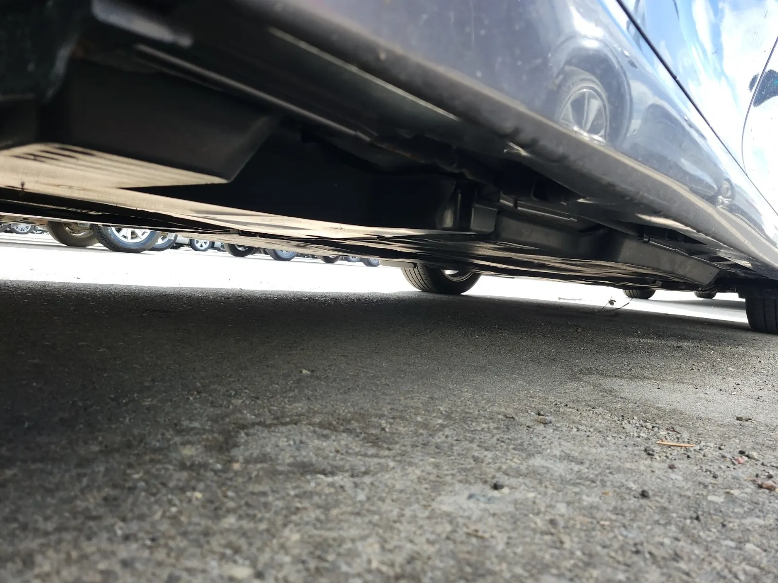 Undercarriage - Passenger Photo