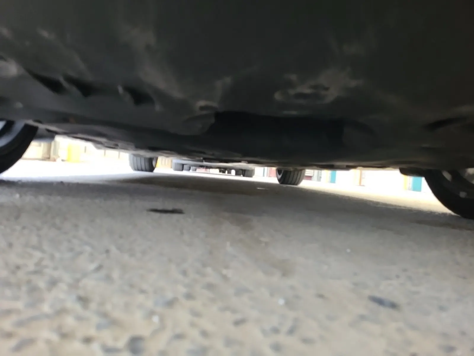 Undercarriage - Front Photo