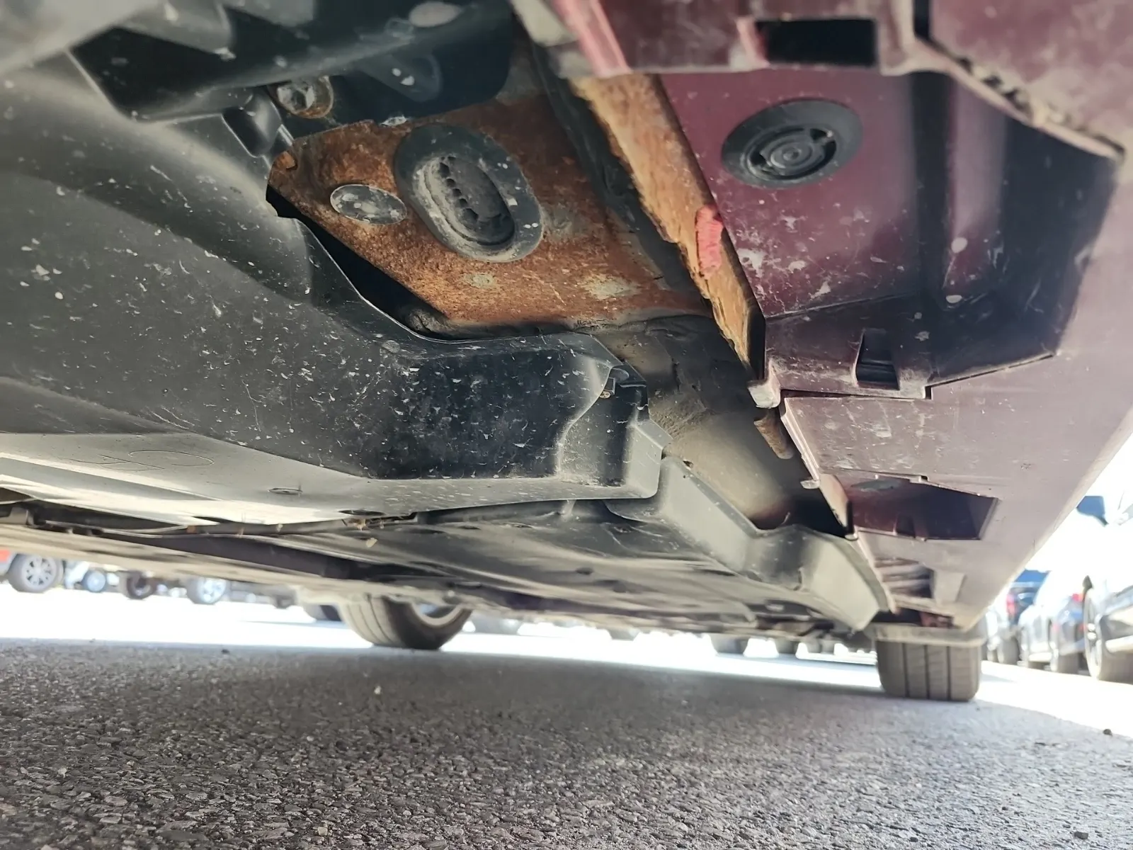 Undercarriage - Passenger Photo