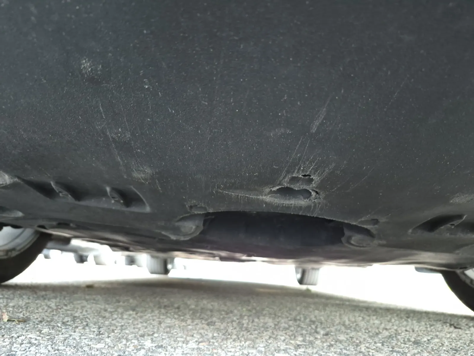 Undercarriage - Front Photo
