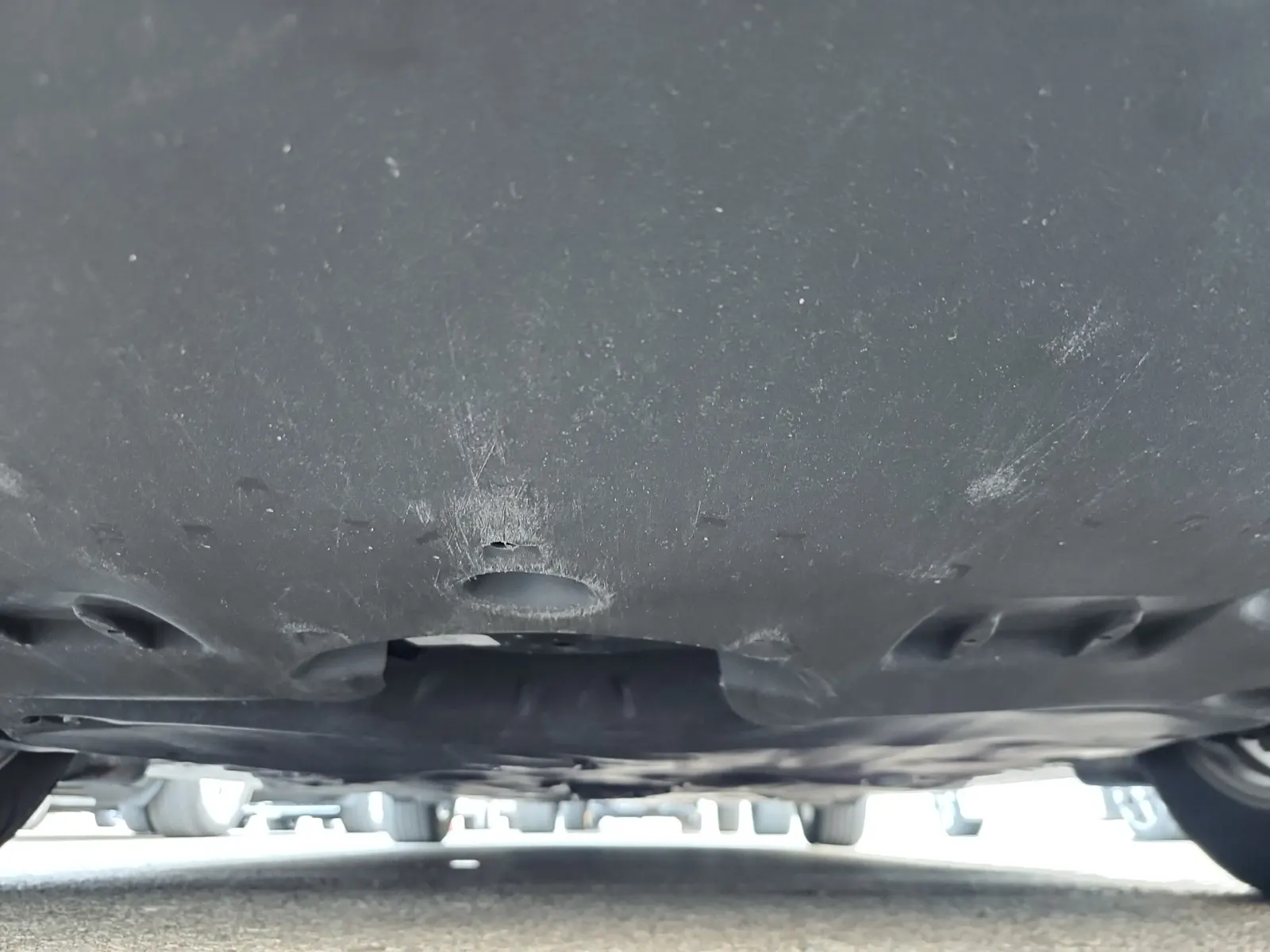 Undercarriage - Front Photo
