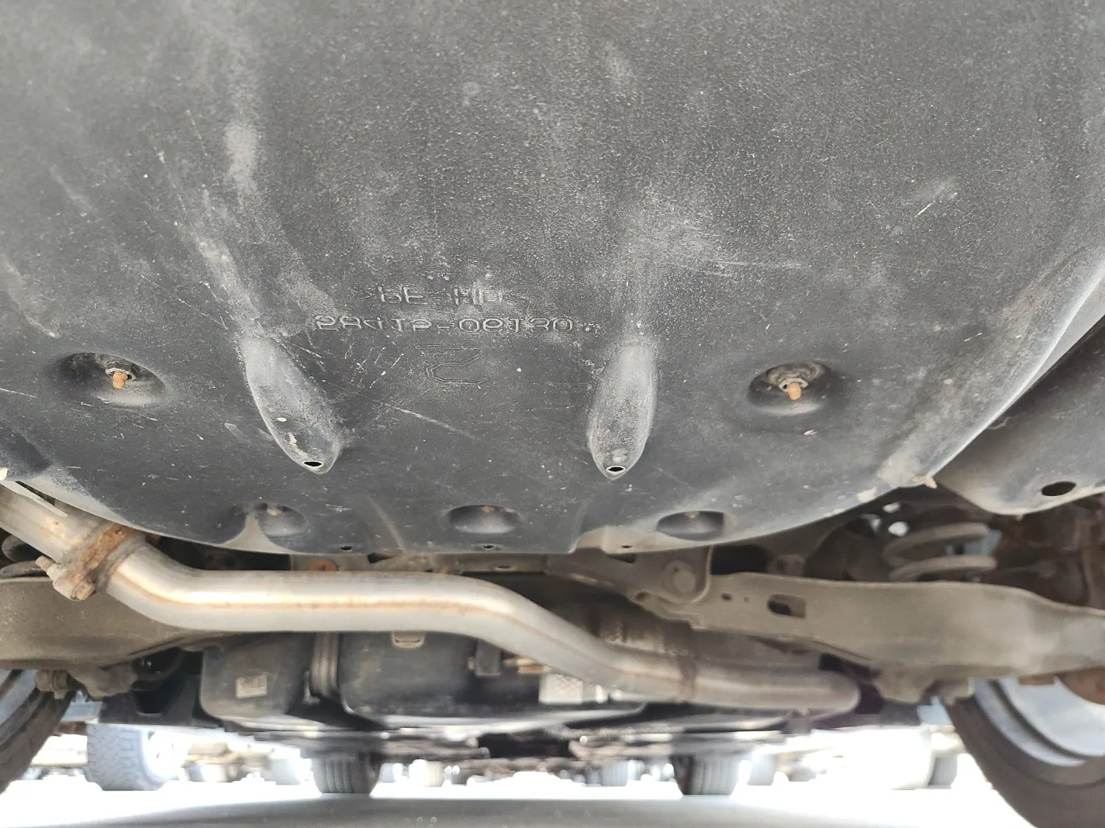Undercarriage - Rear Photo