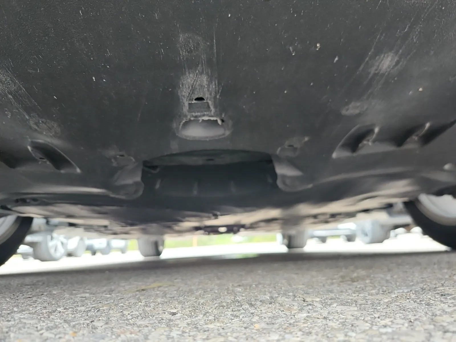 Undercarriage - Front Photo