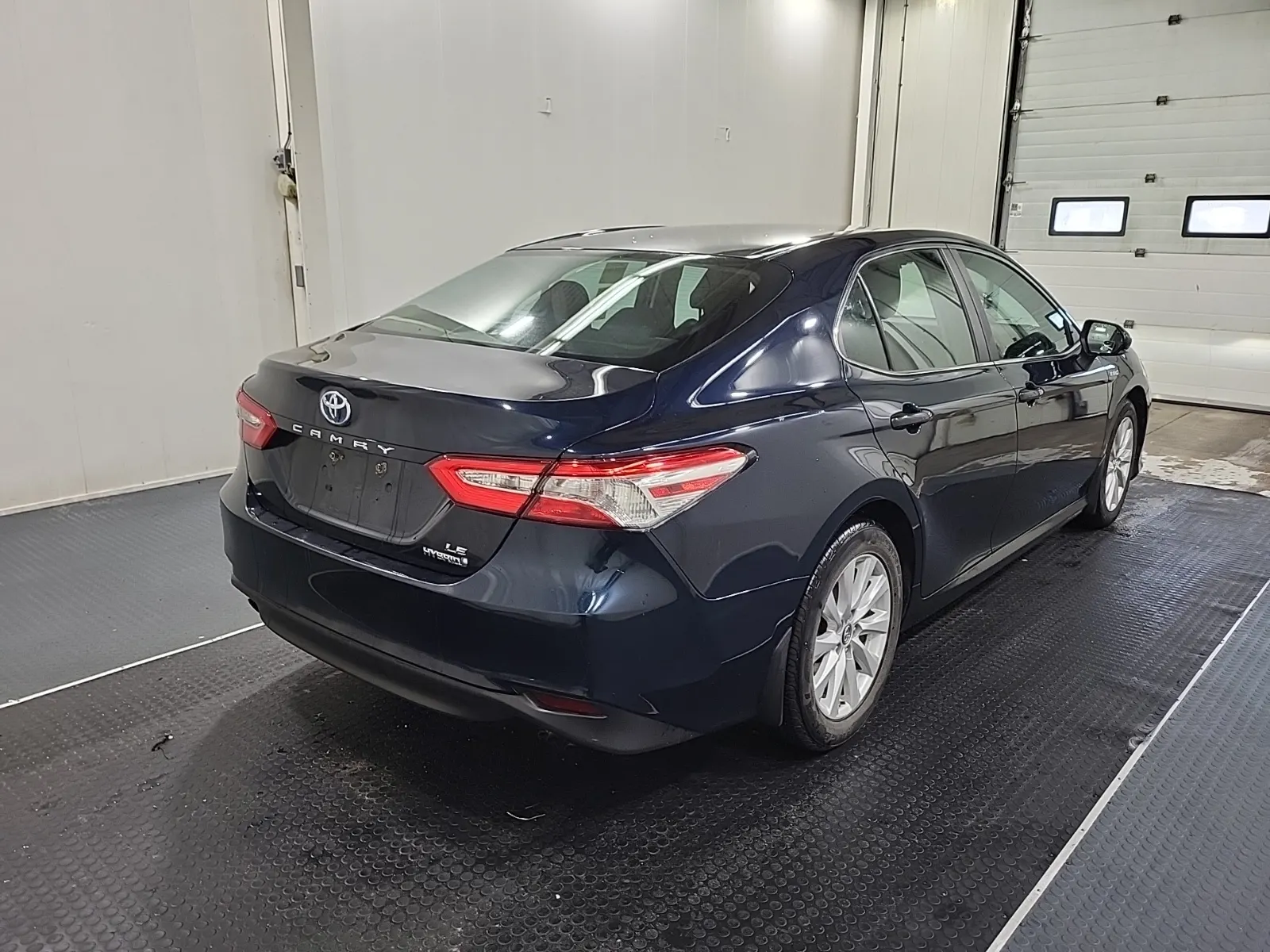 Passenger Rear 3/4 Photo