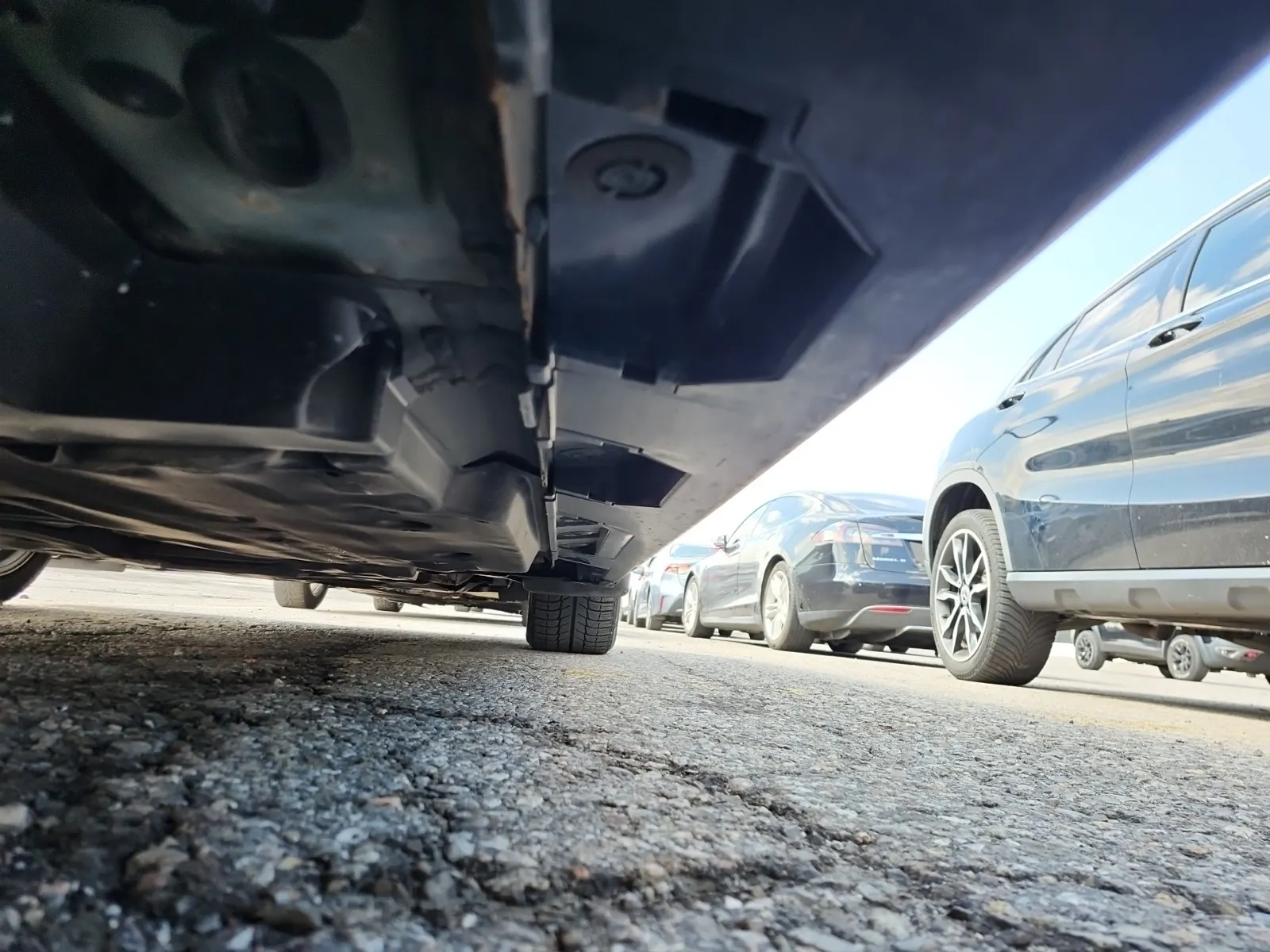 Undercarriage - Passenger Photo