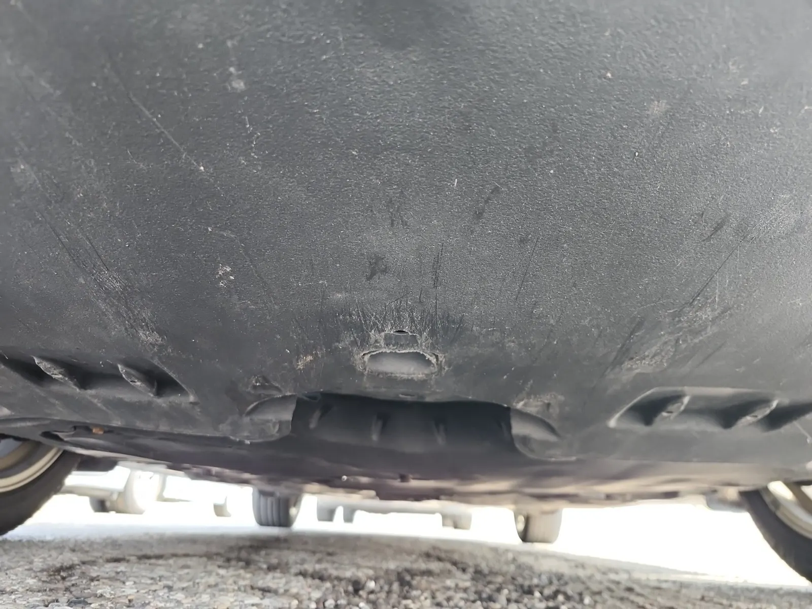 Undercarriage - Front Photo