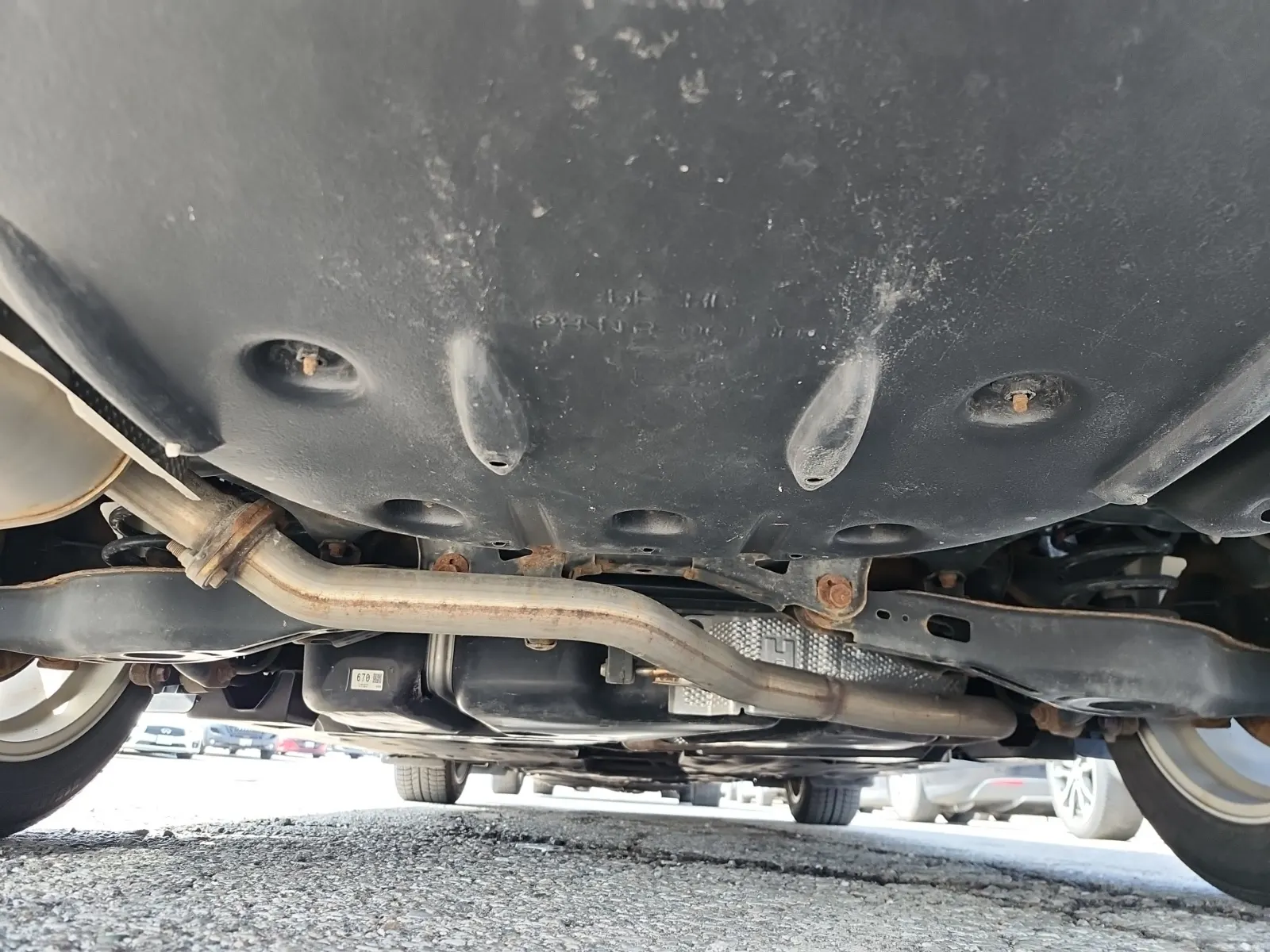 Undercarriage - Rear Photo