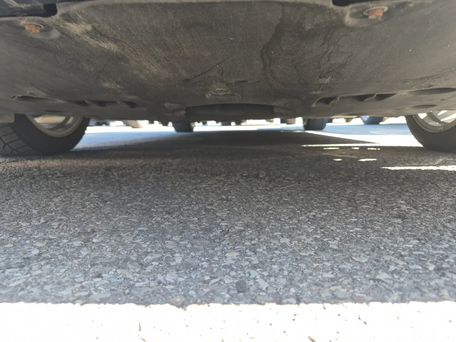 Undercarriage - Front Photo