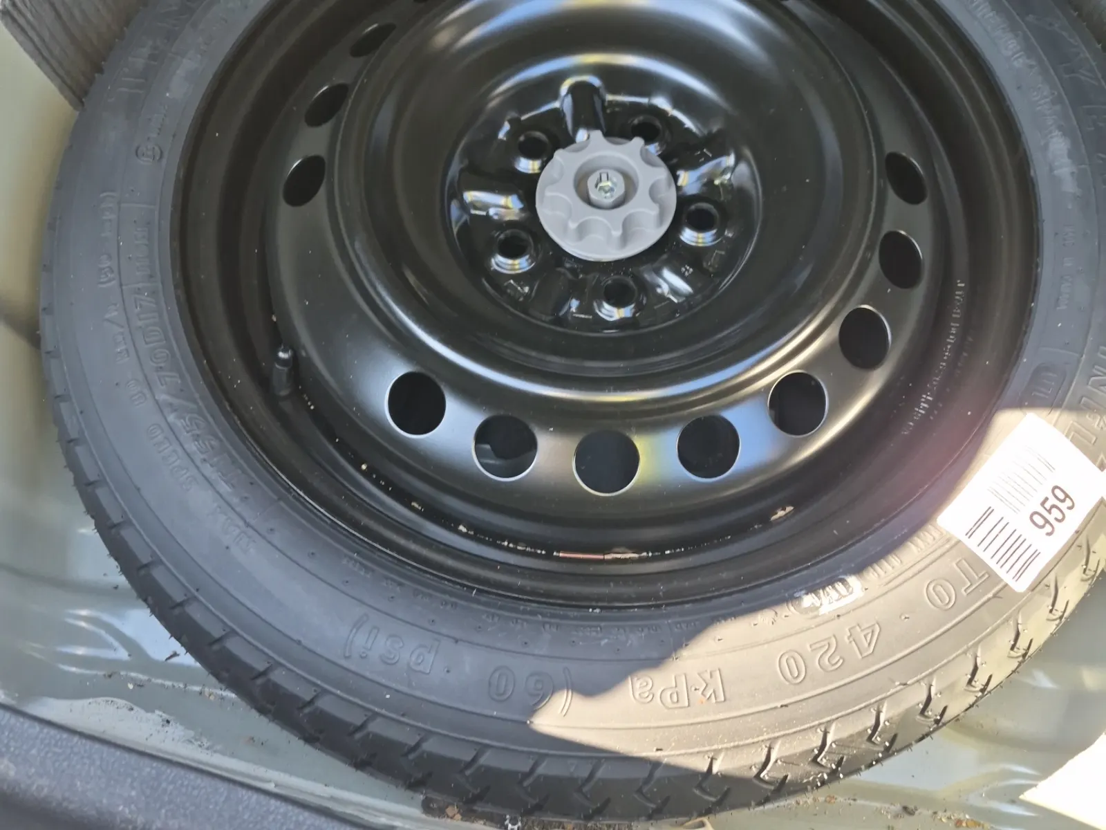 Spare Tire & Wheel Photo