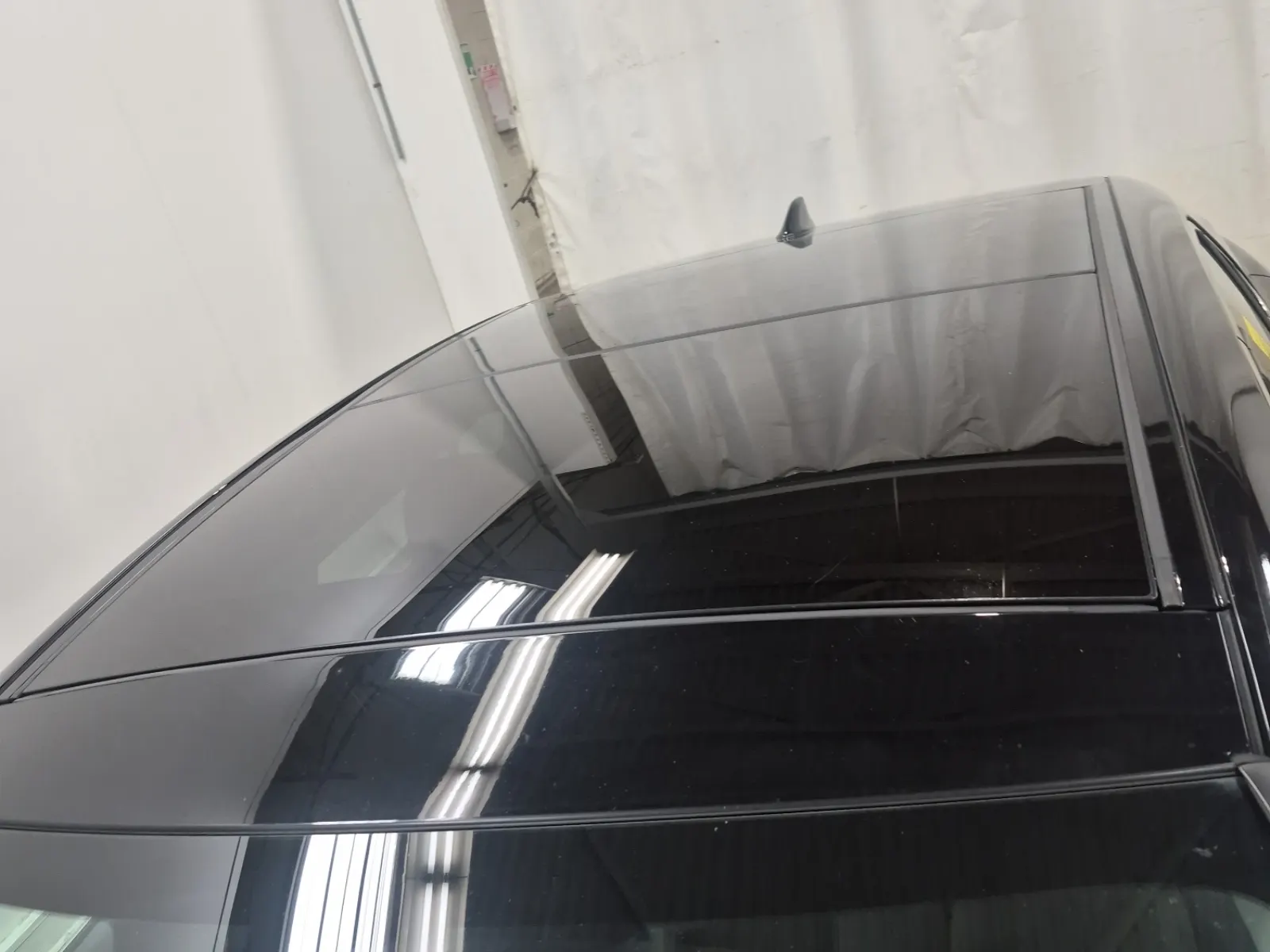 Exterior Roof Photo