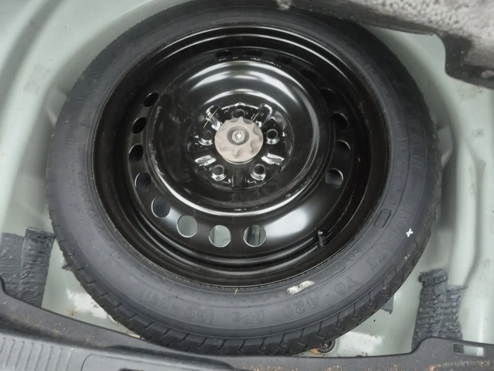 Spare Tire & Wheel Photo