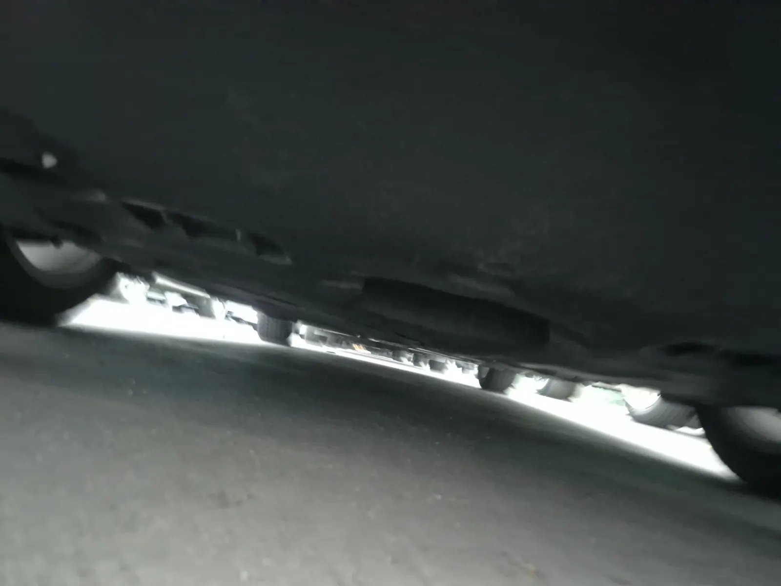Undercarriage - Front Photo