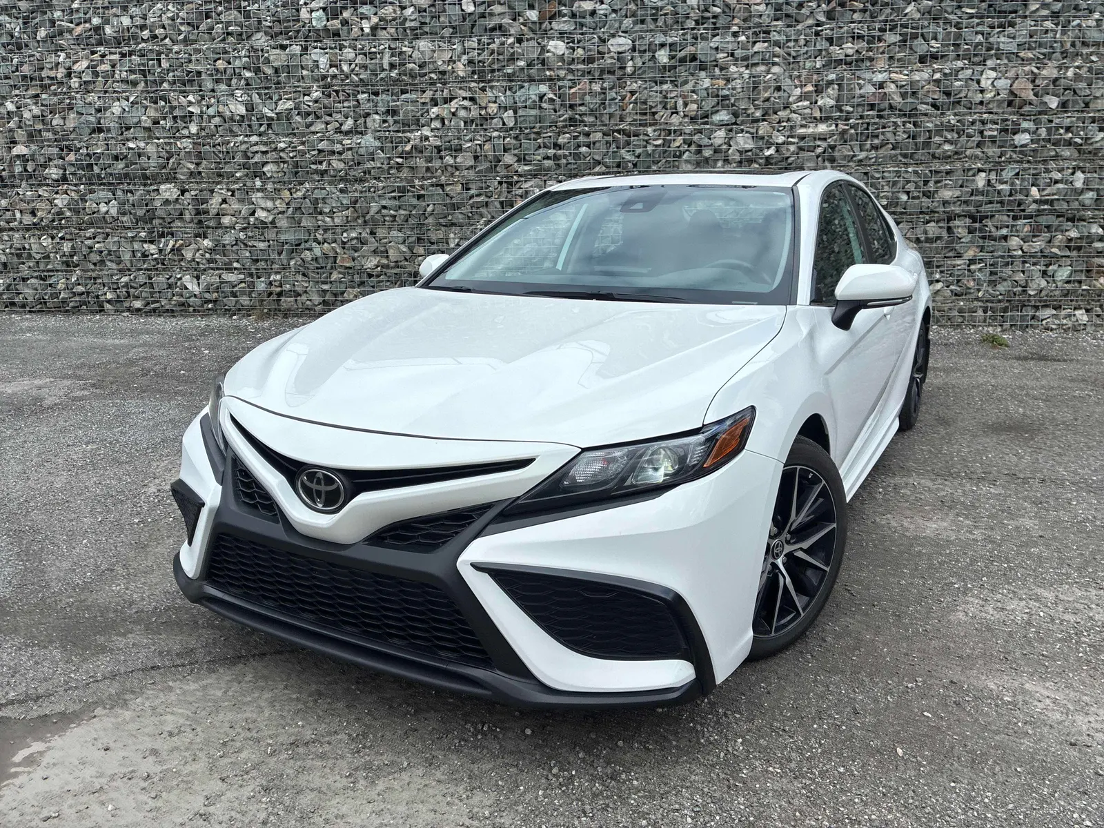 3/4 Front (Main image)