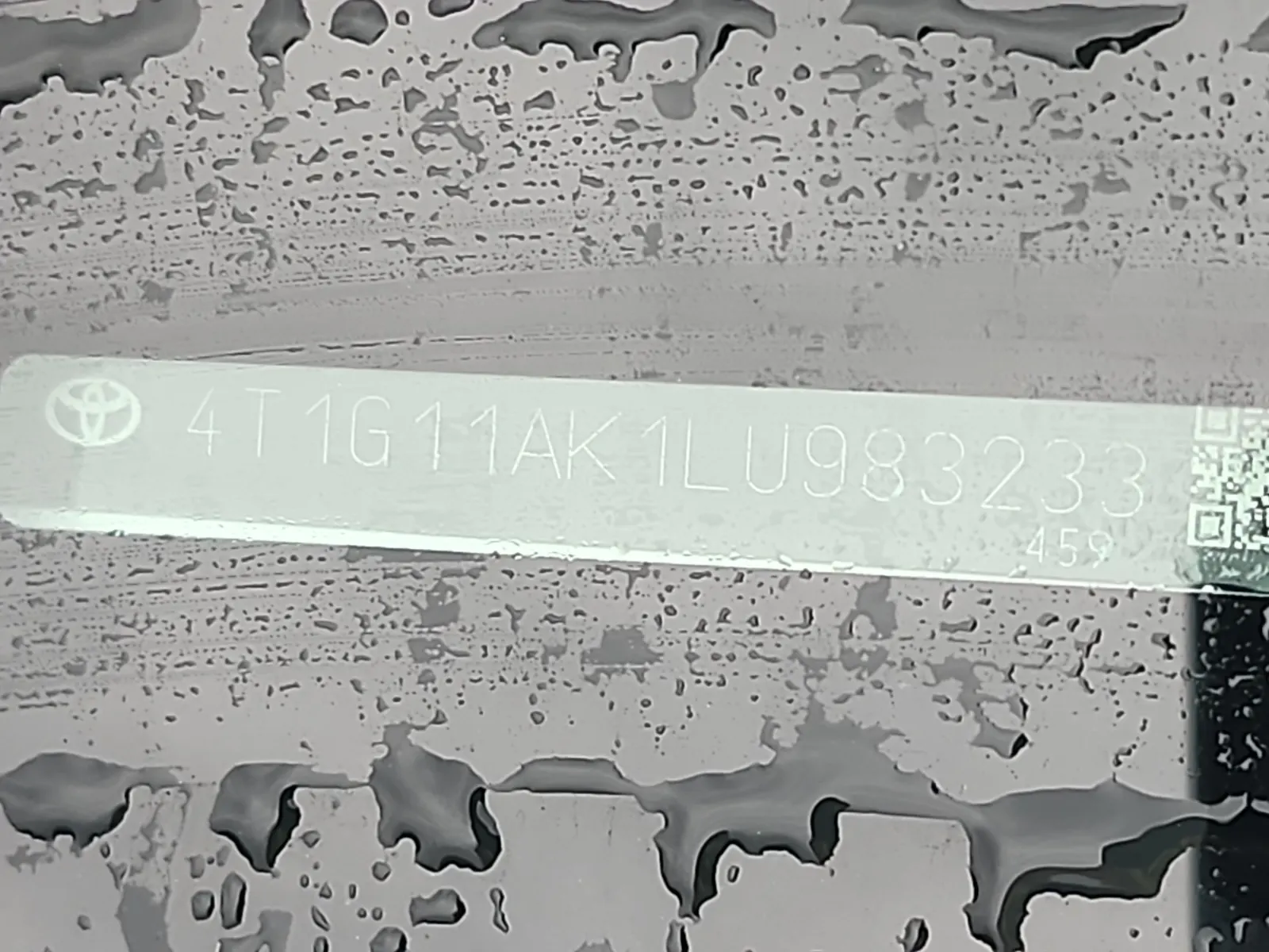 Dash VIN Plate Photo