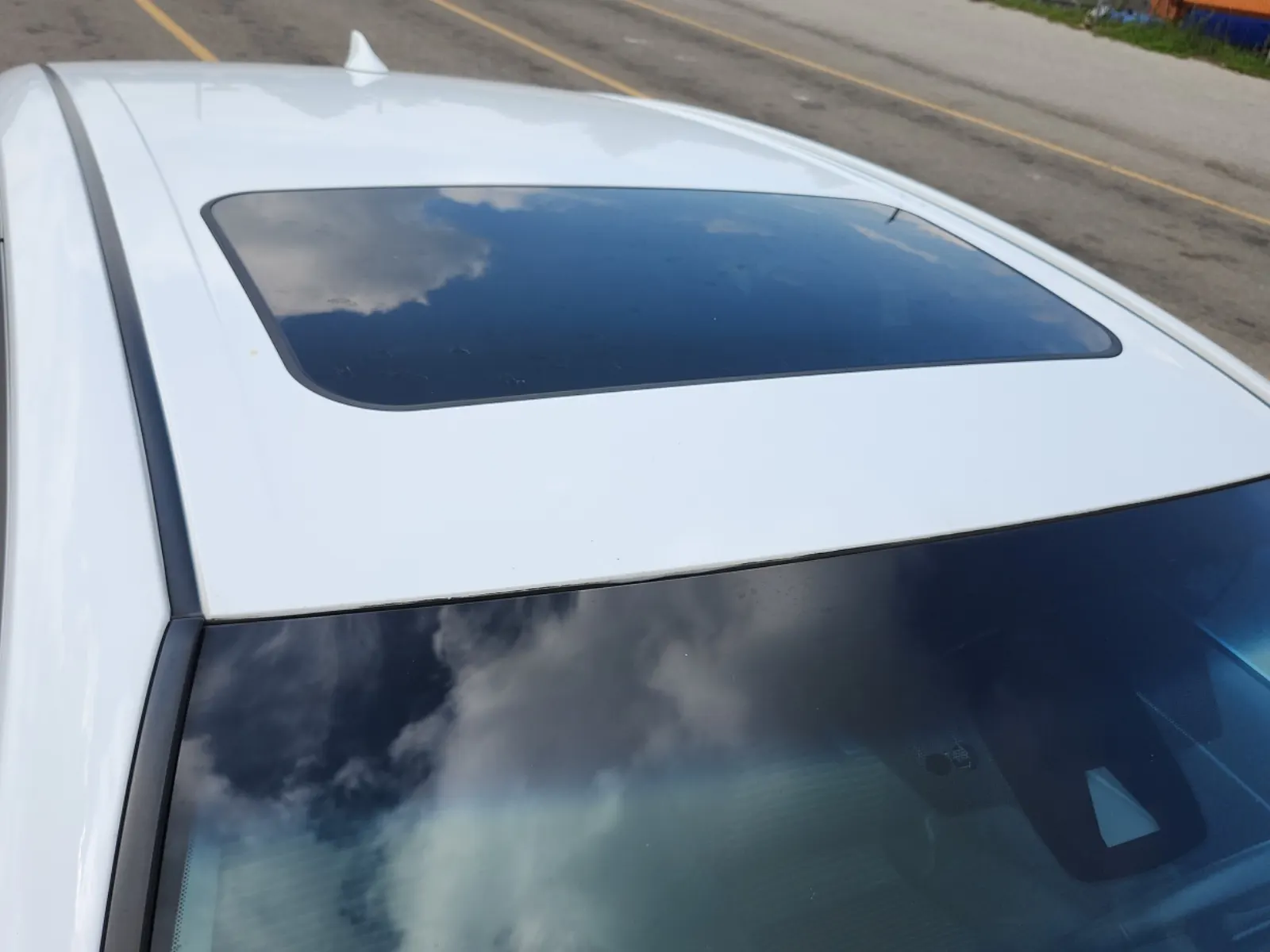 Exterior Roof Photo