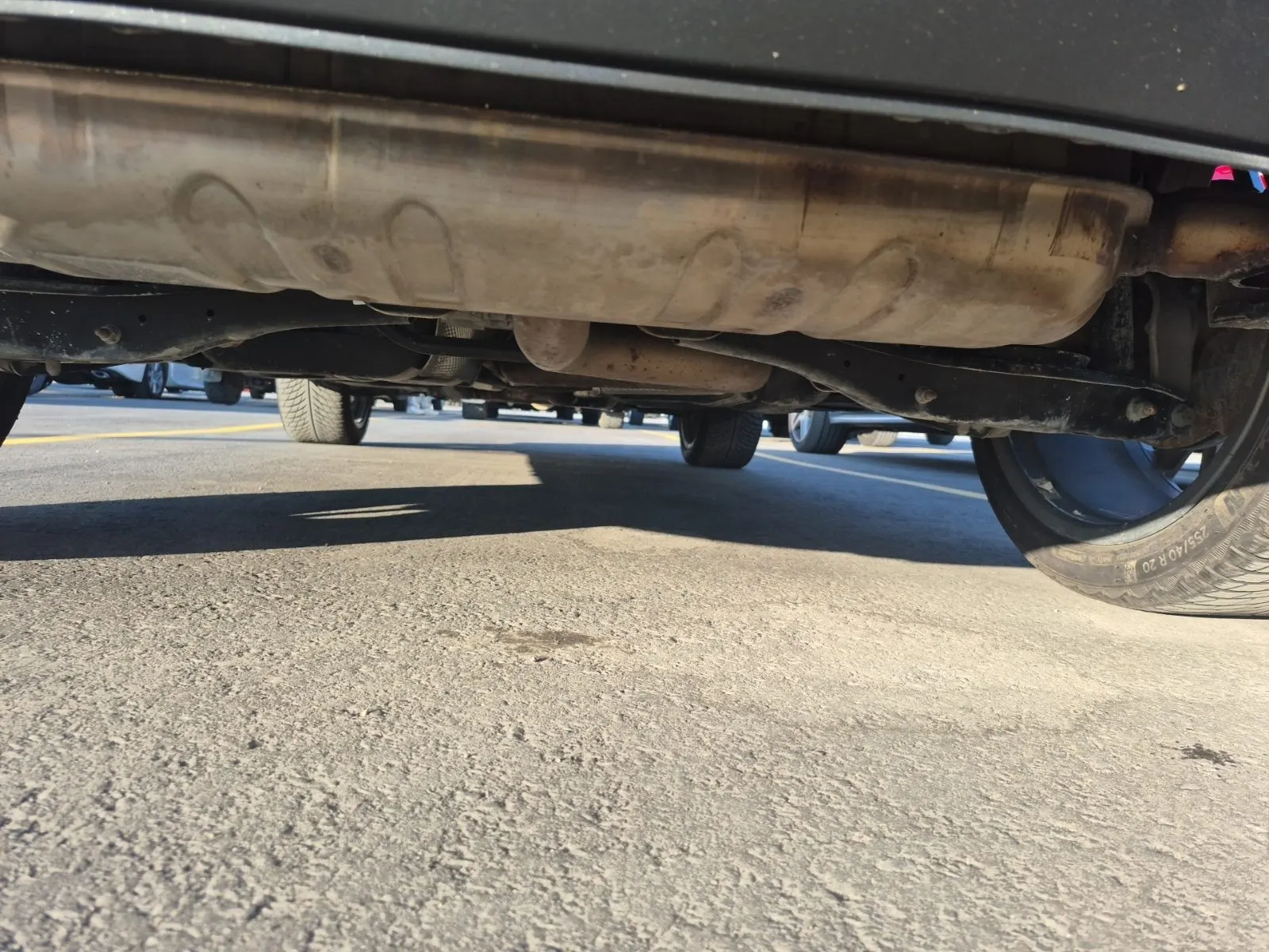 Undercarriage - Rear Photo