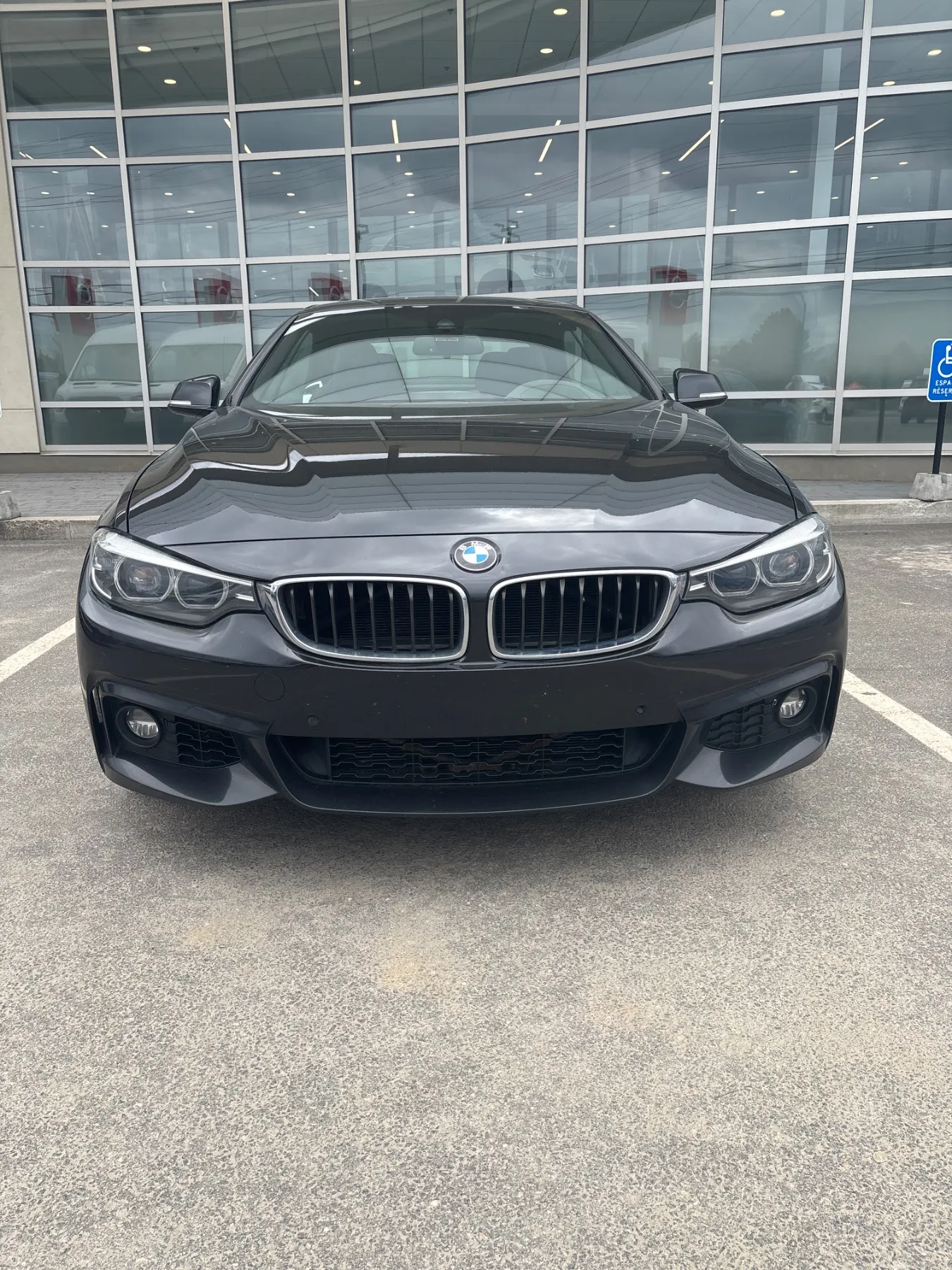 3/4 Front (Main image)