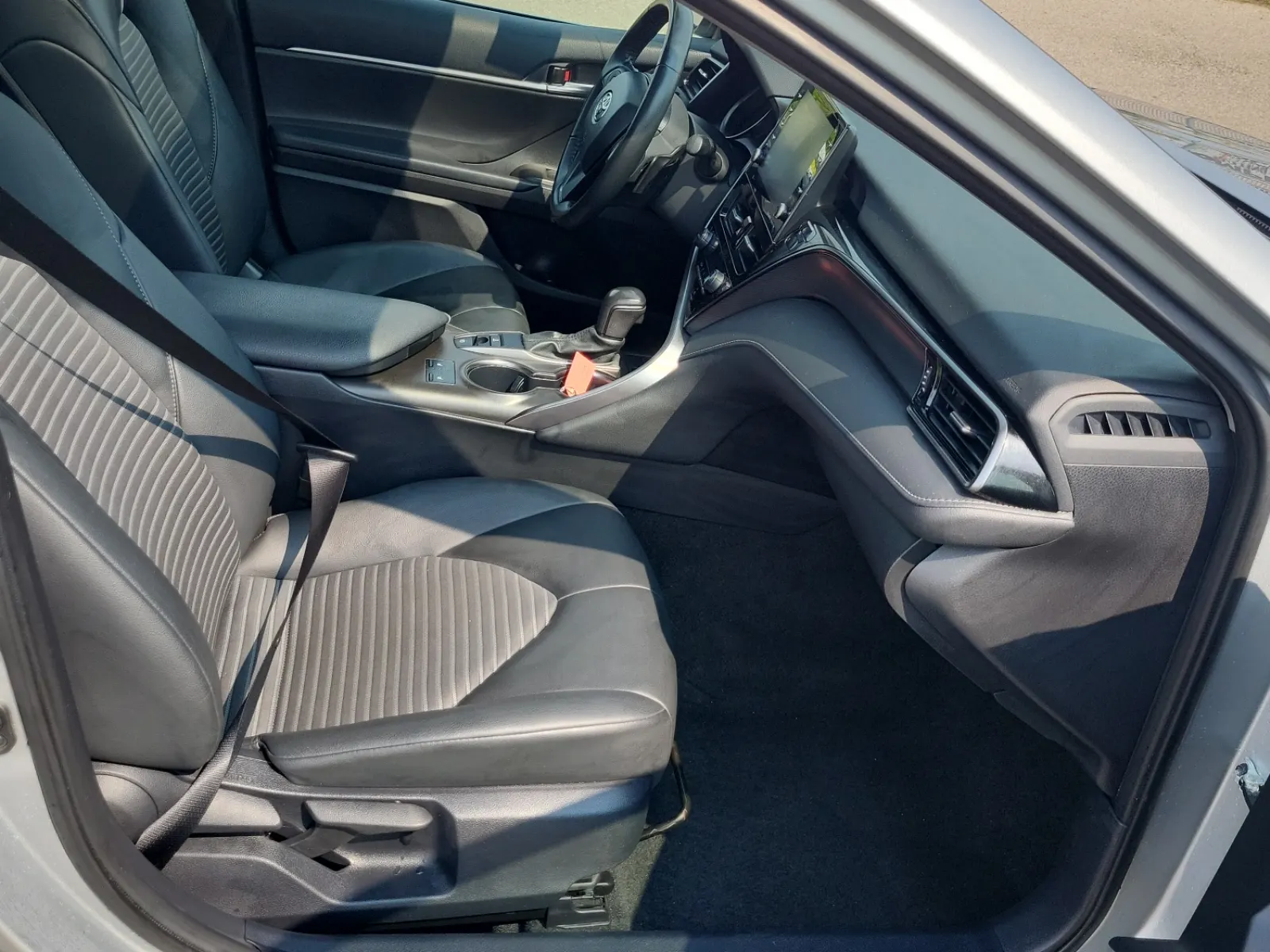 Right Side Interior Photo