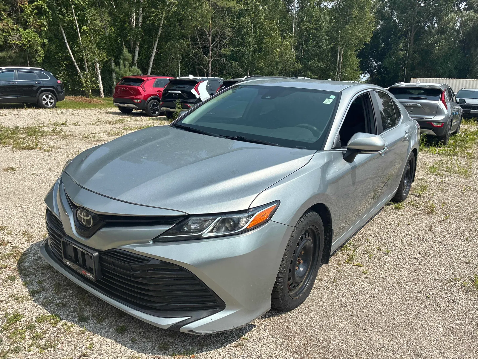 3/4 Front (Main image)