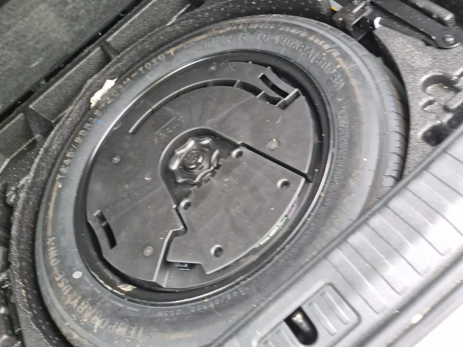 Spare Tire & Wheel Photo