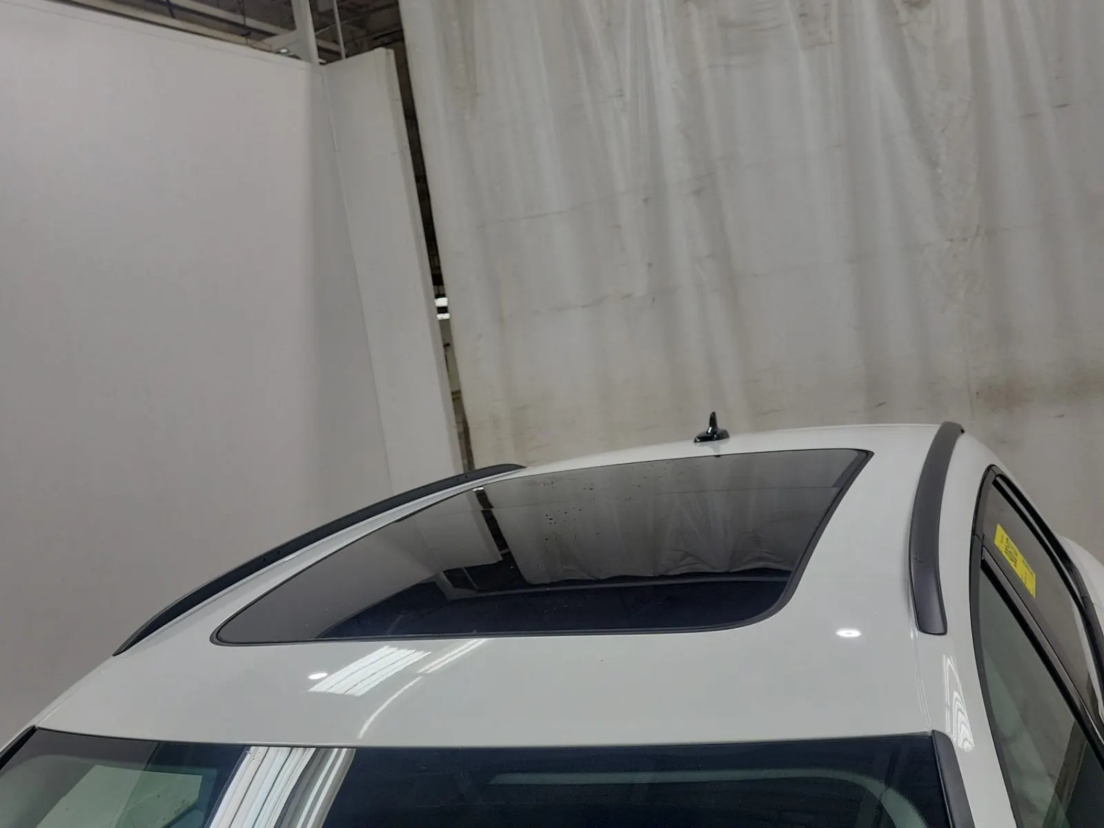 Exterior Roof Photo