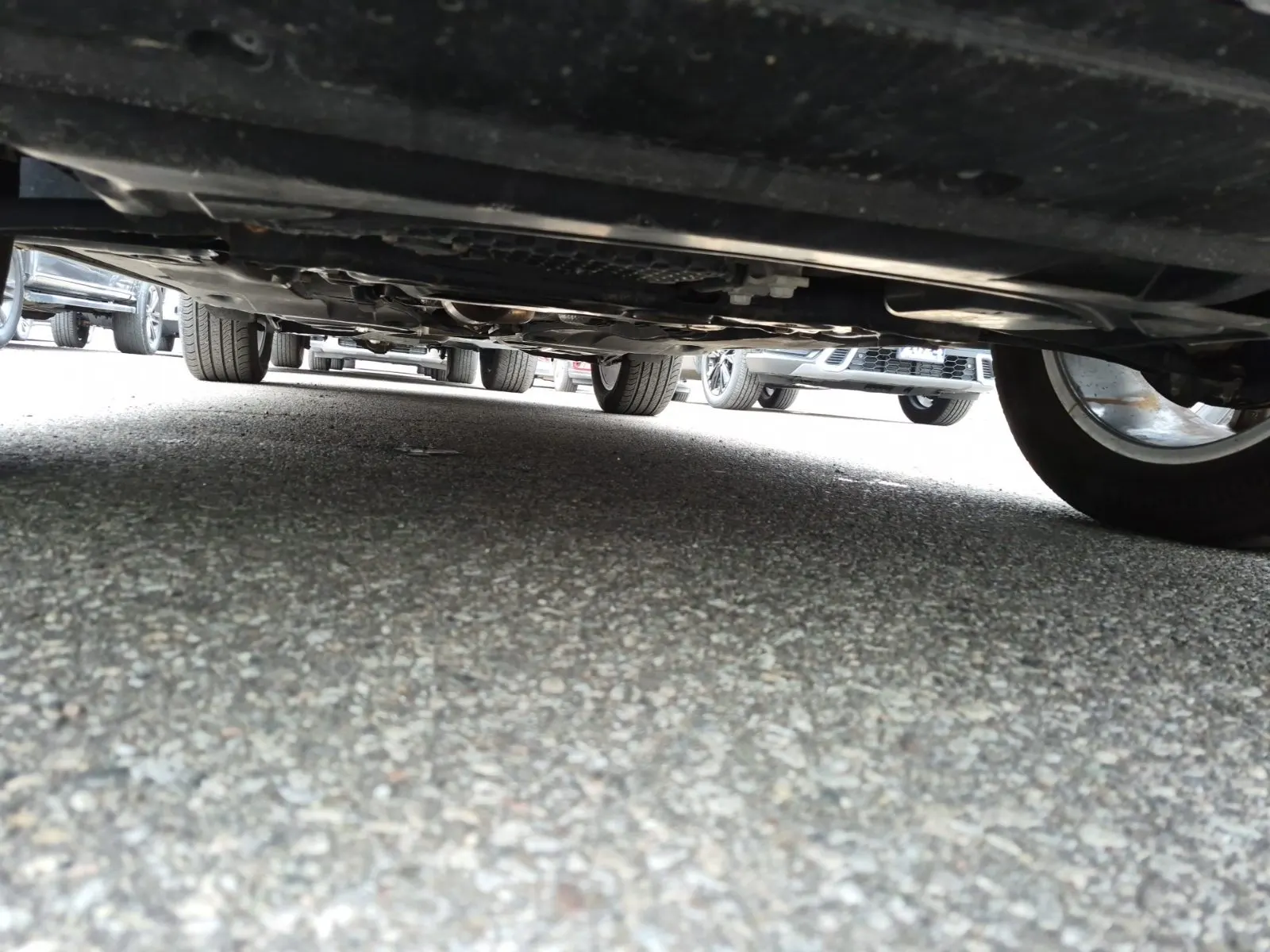 Undercarriage - Front Photo