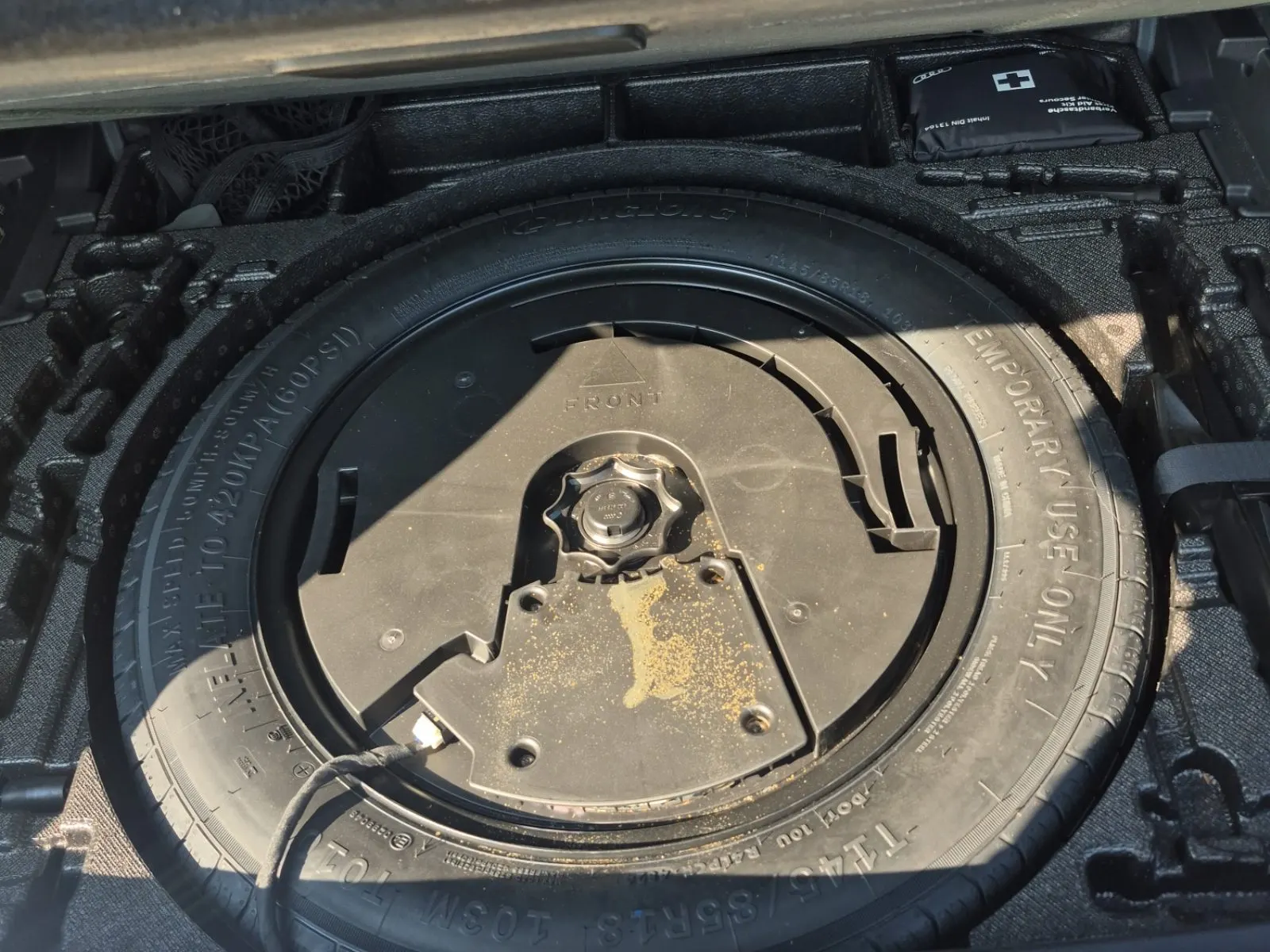 Spare Tire & Wheel Photo