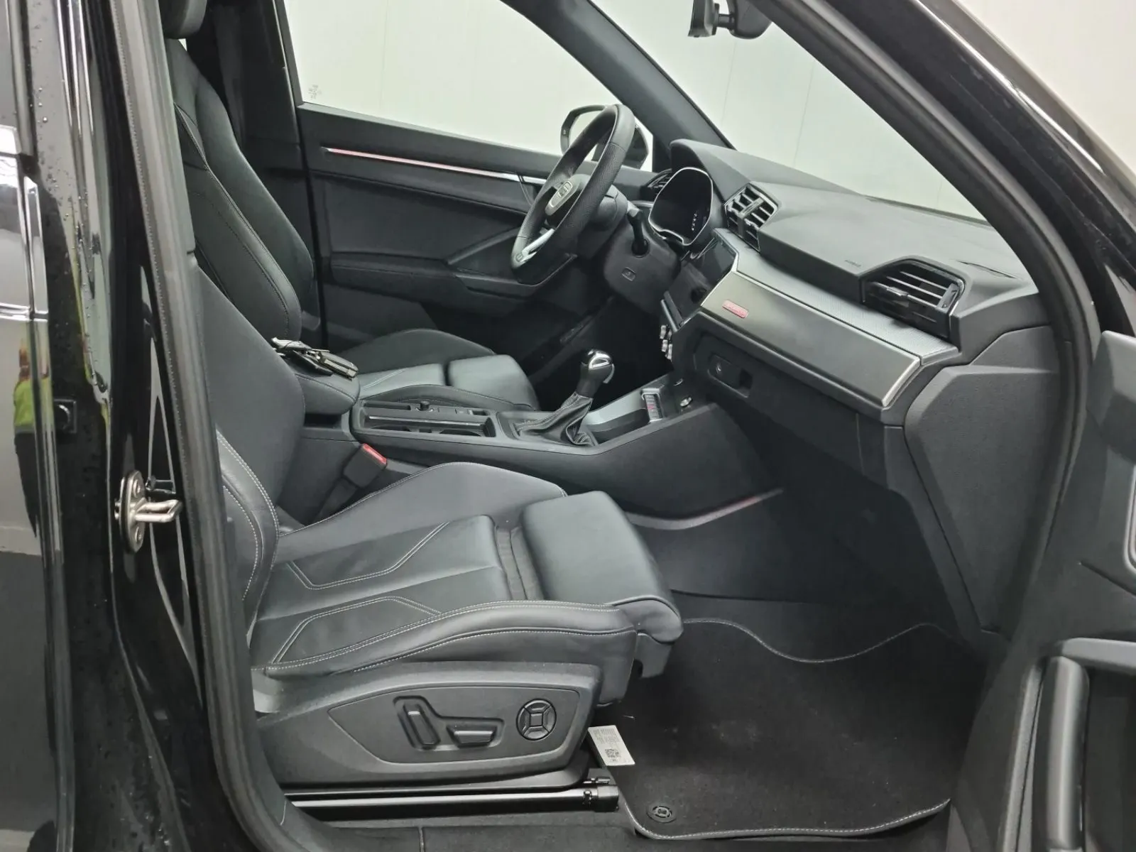 Right Side Interior Photo