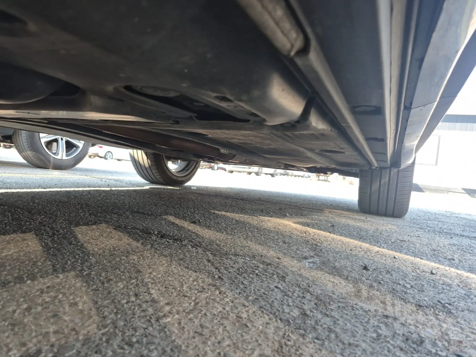 Undercarriage - Passenger Photo