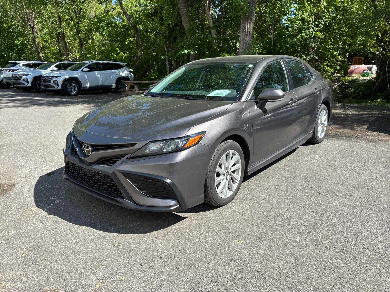 3/4 Front (Main image)