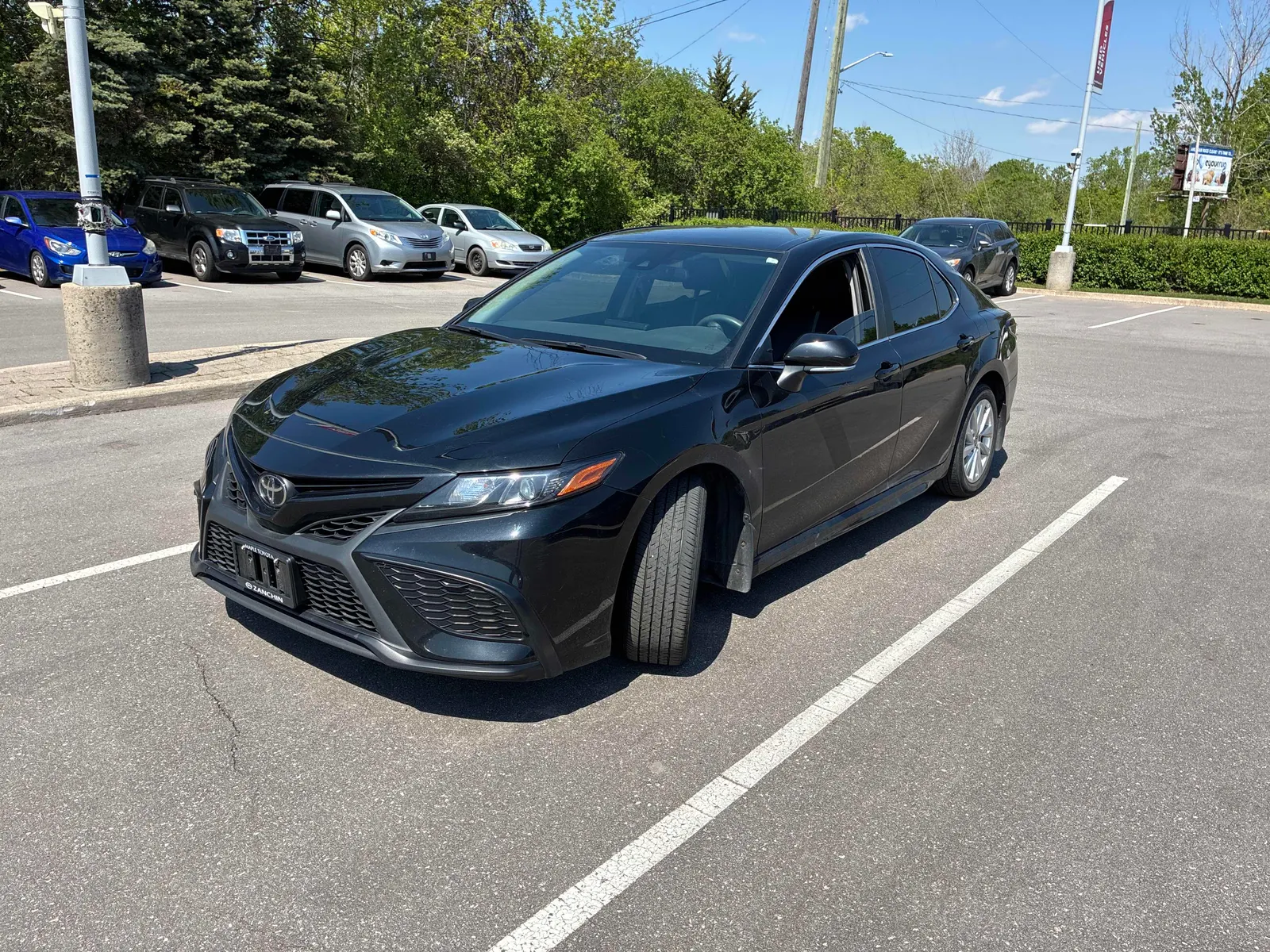 3/4 Front (Main image)
