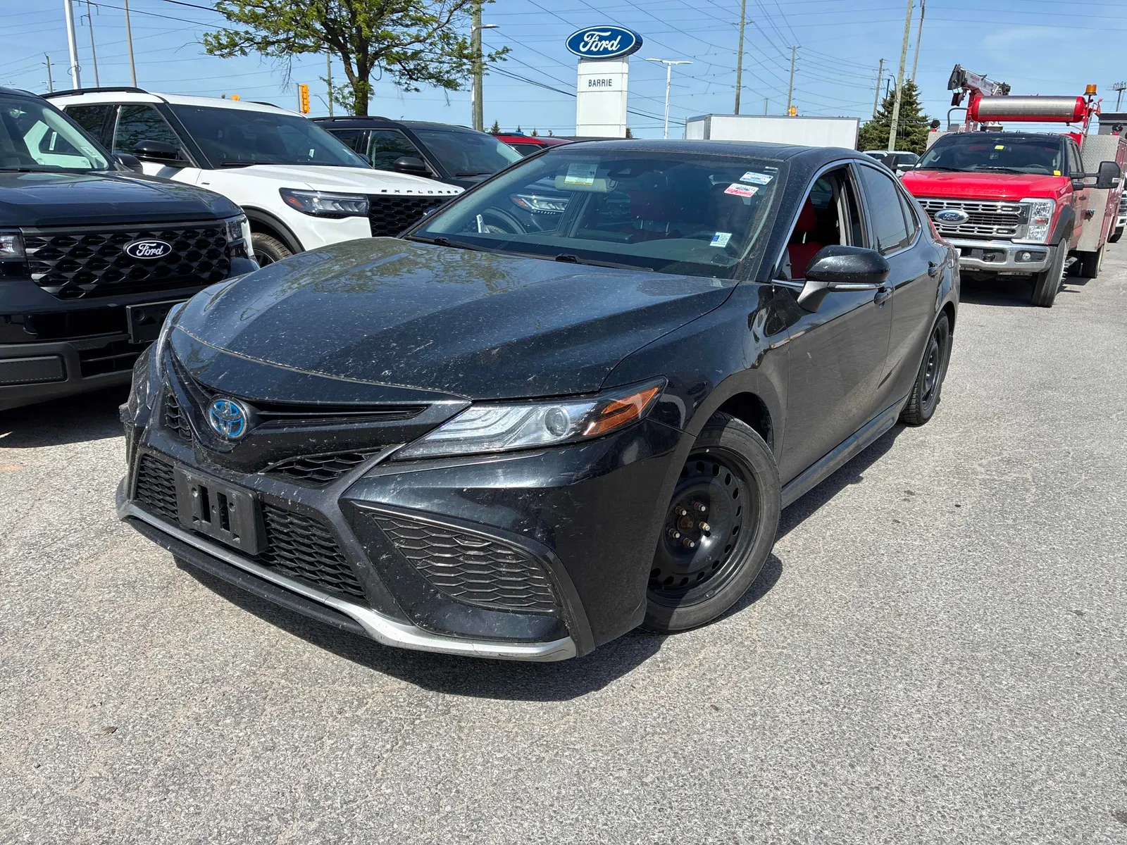 3/4 Front (Main image)