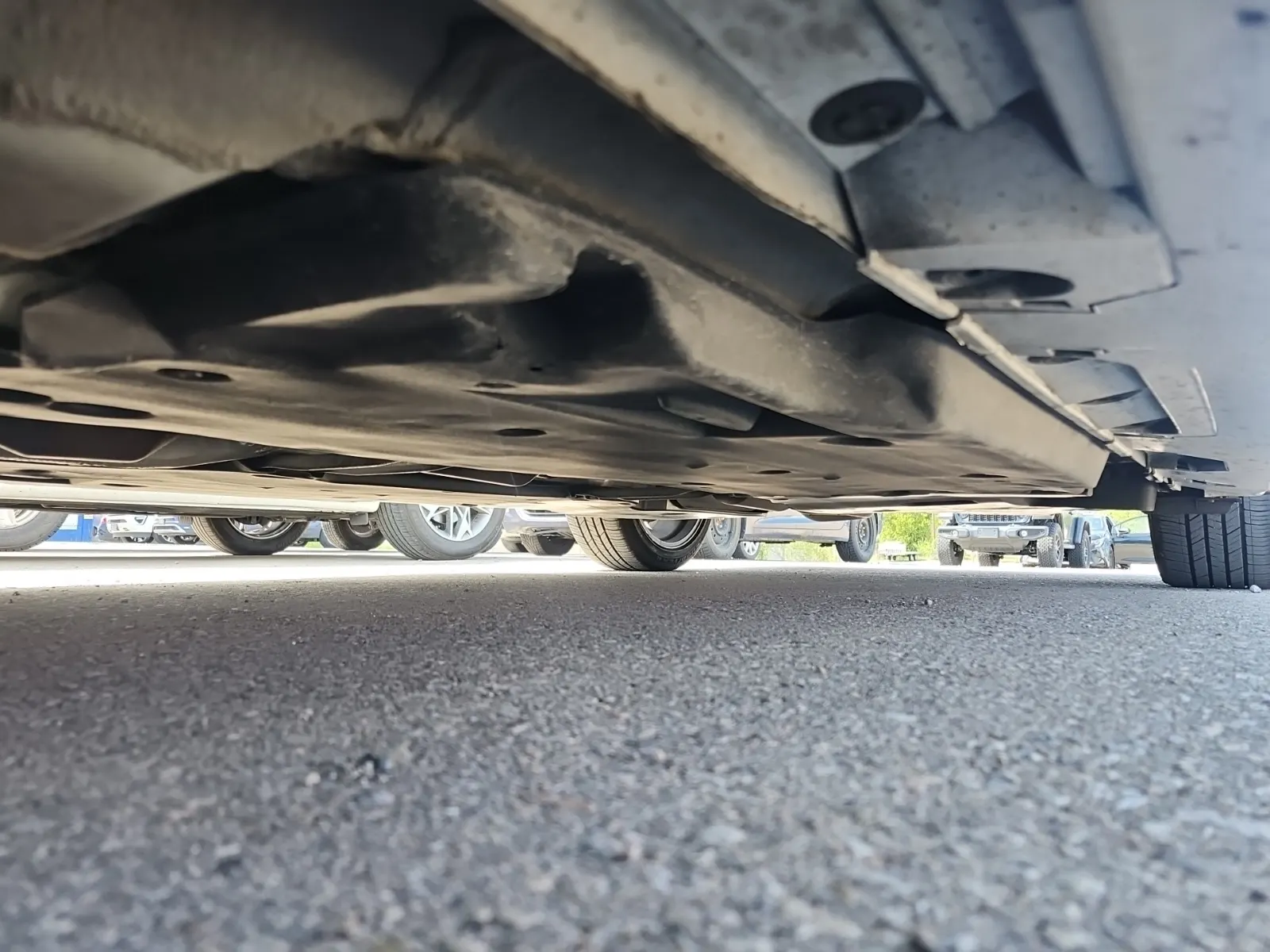 Undercarriage - Driver Photo