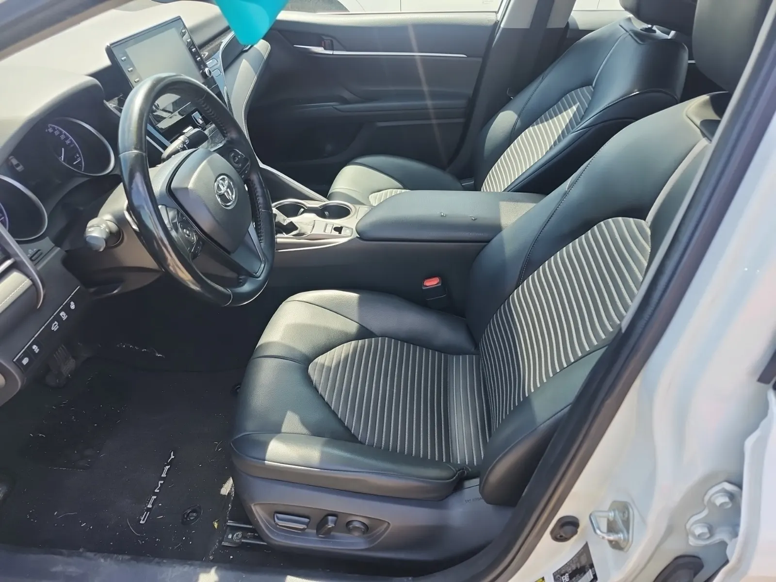 Front Interior Photo