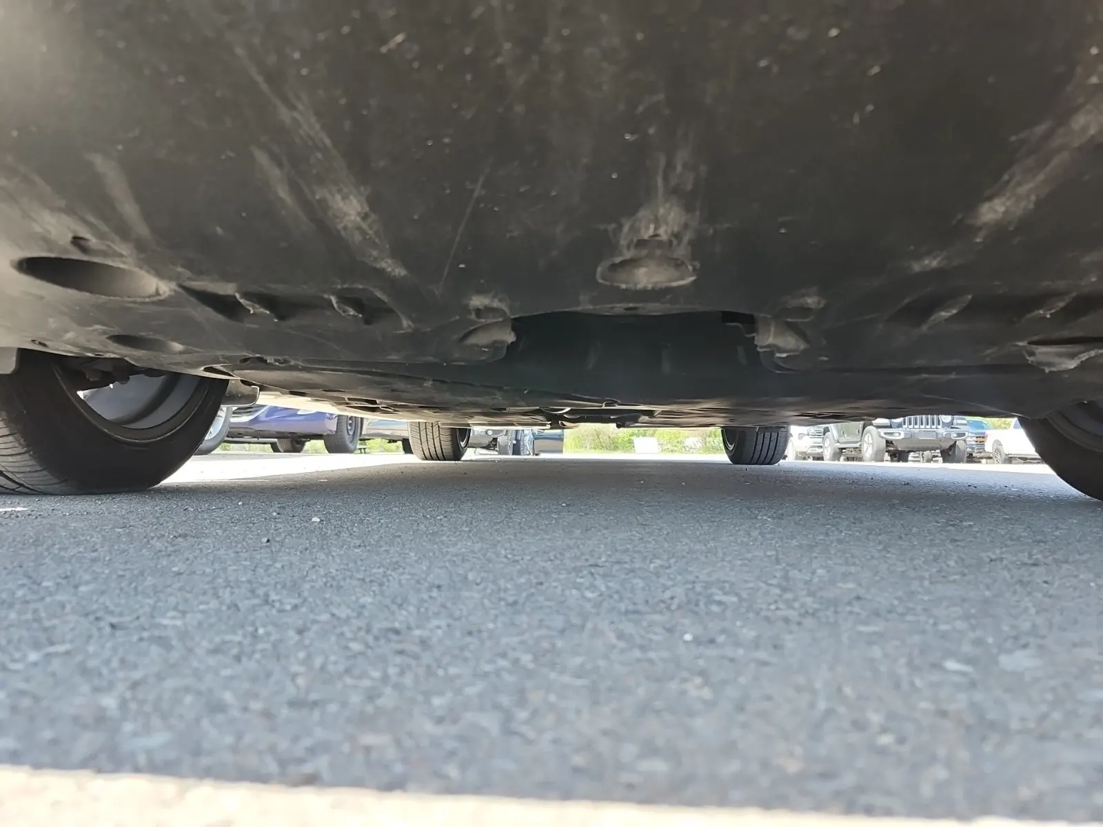 Undercarriage - Front Photo