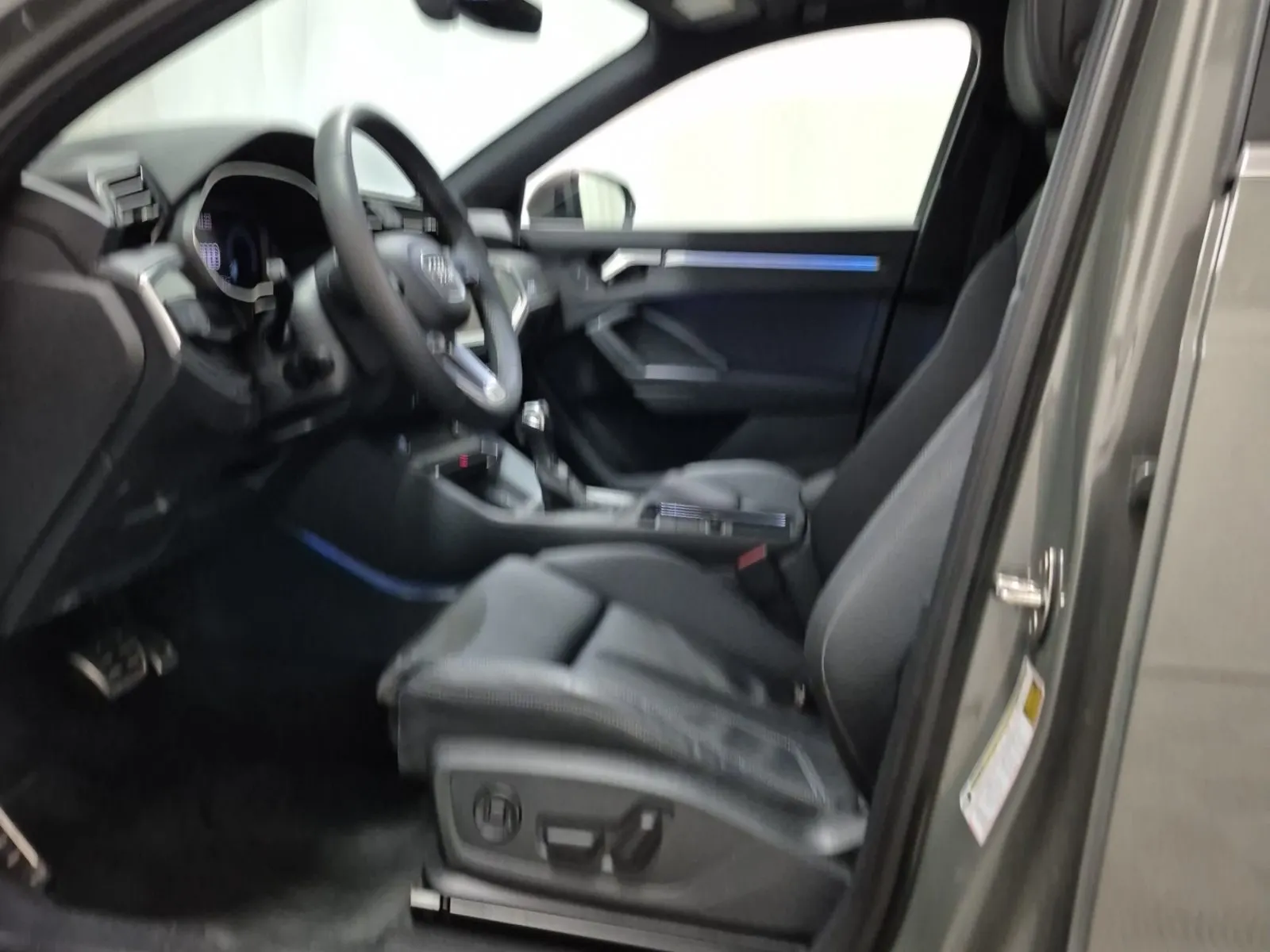 Front Interior Photo