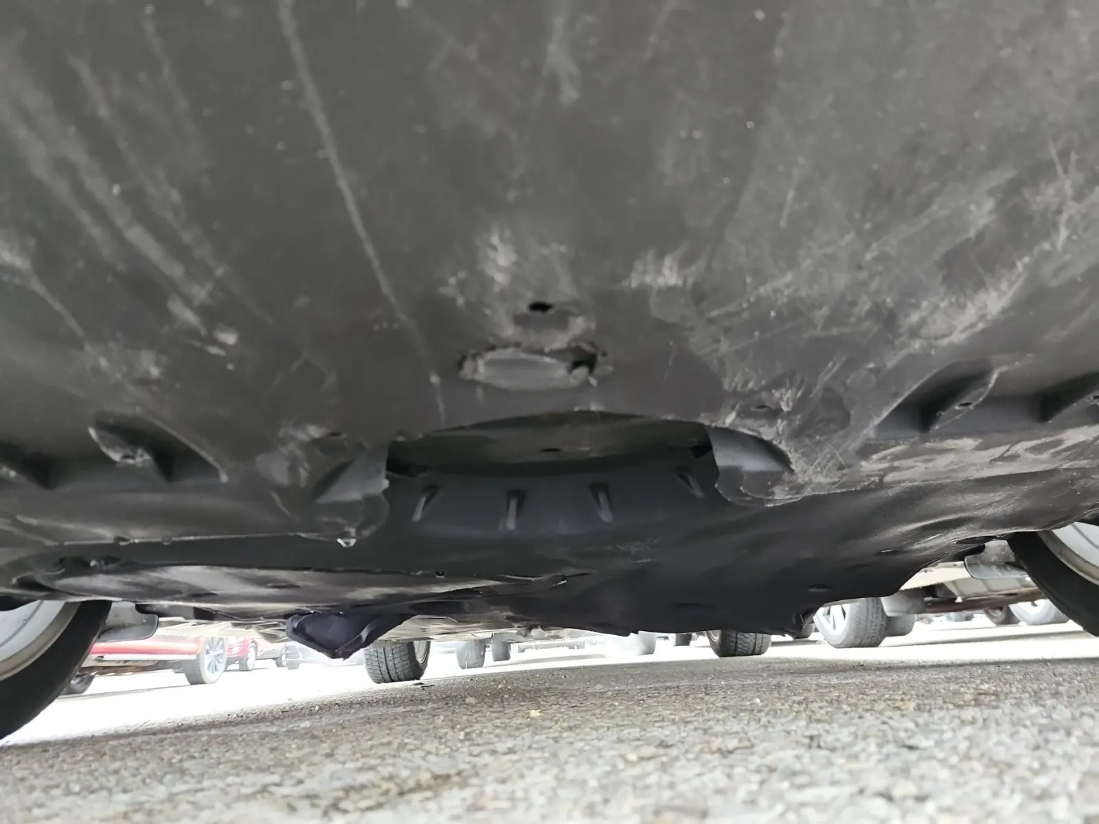 Undercarriage - Front Photo