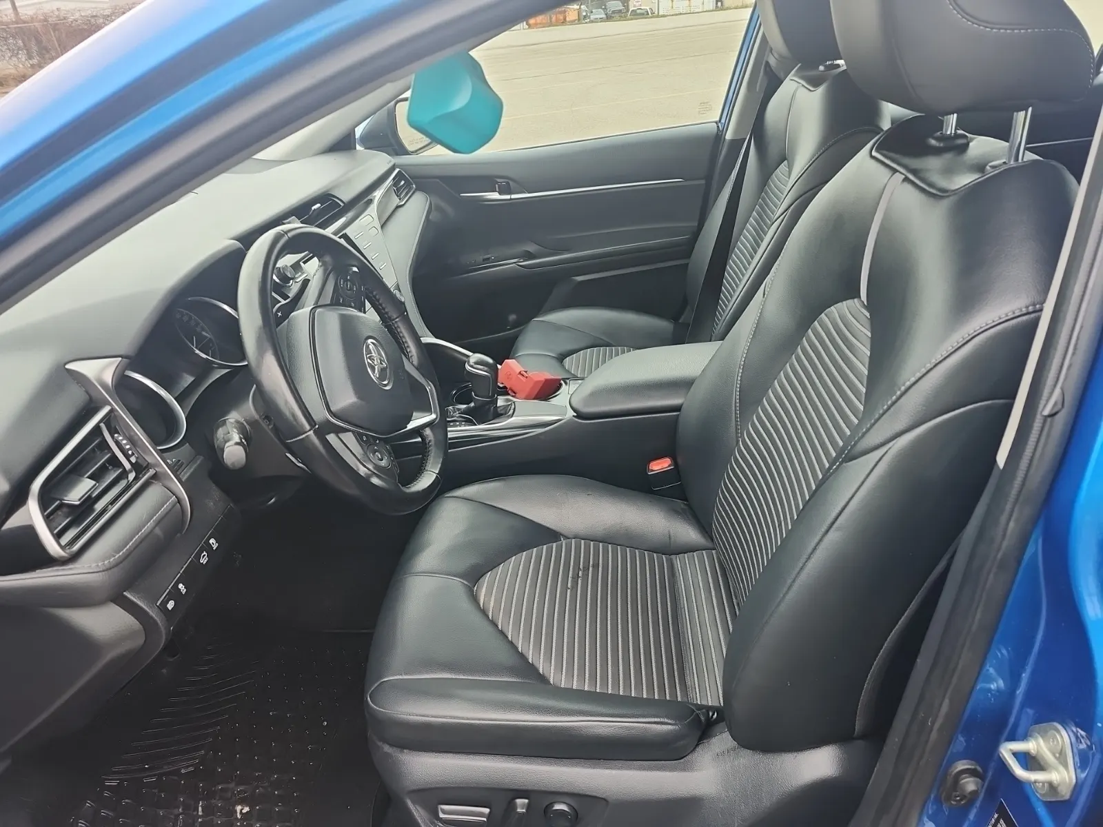 Front Interior Photo