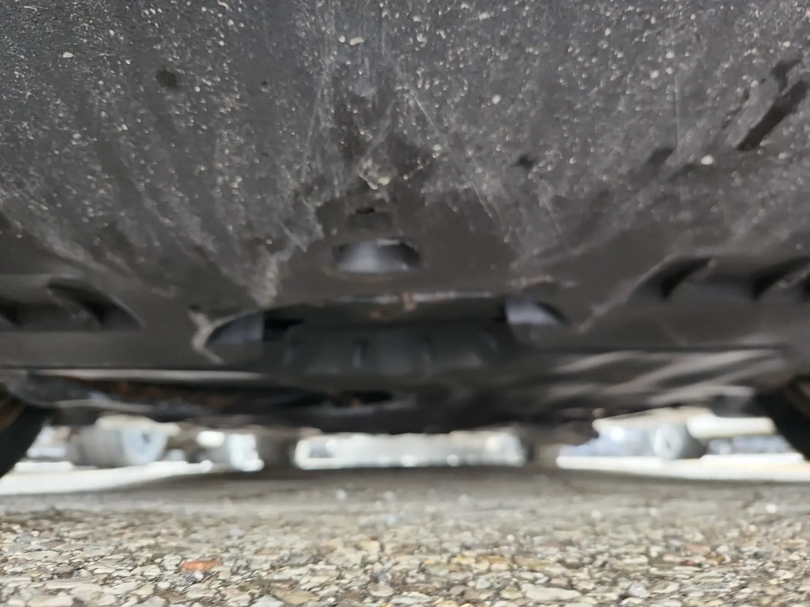 Undercarriage - Front Photo