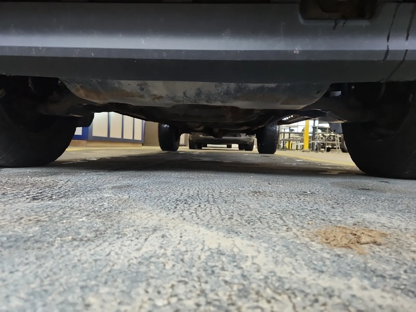 Undercarriage - Front Photo