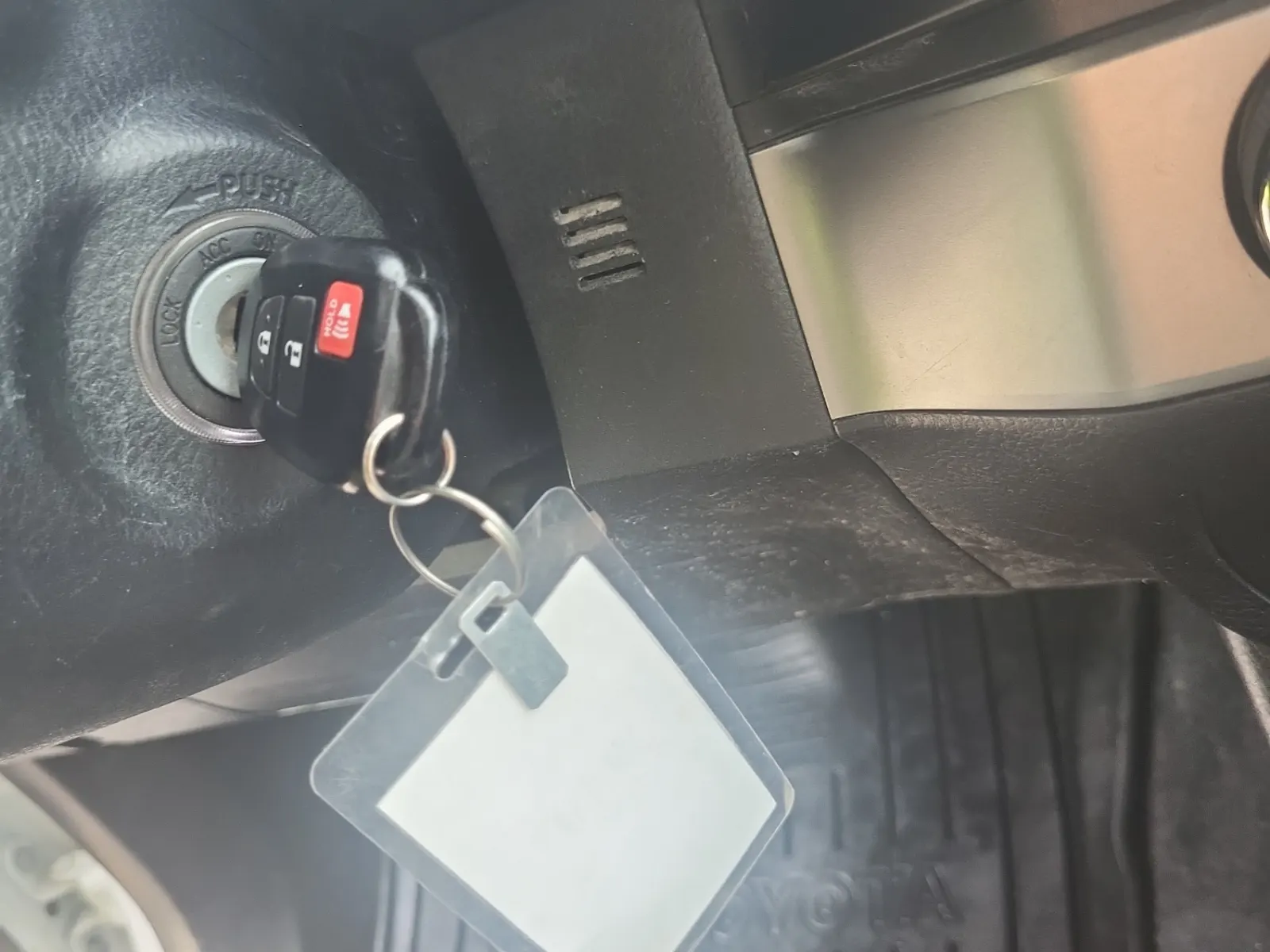 Keys/Fobs/Manual Photo