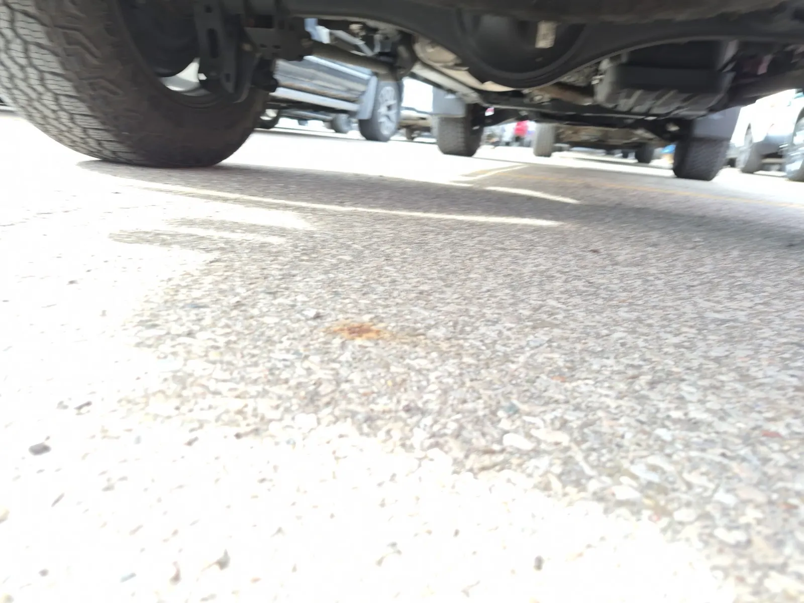 Undercarriage - Rear Photo
