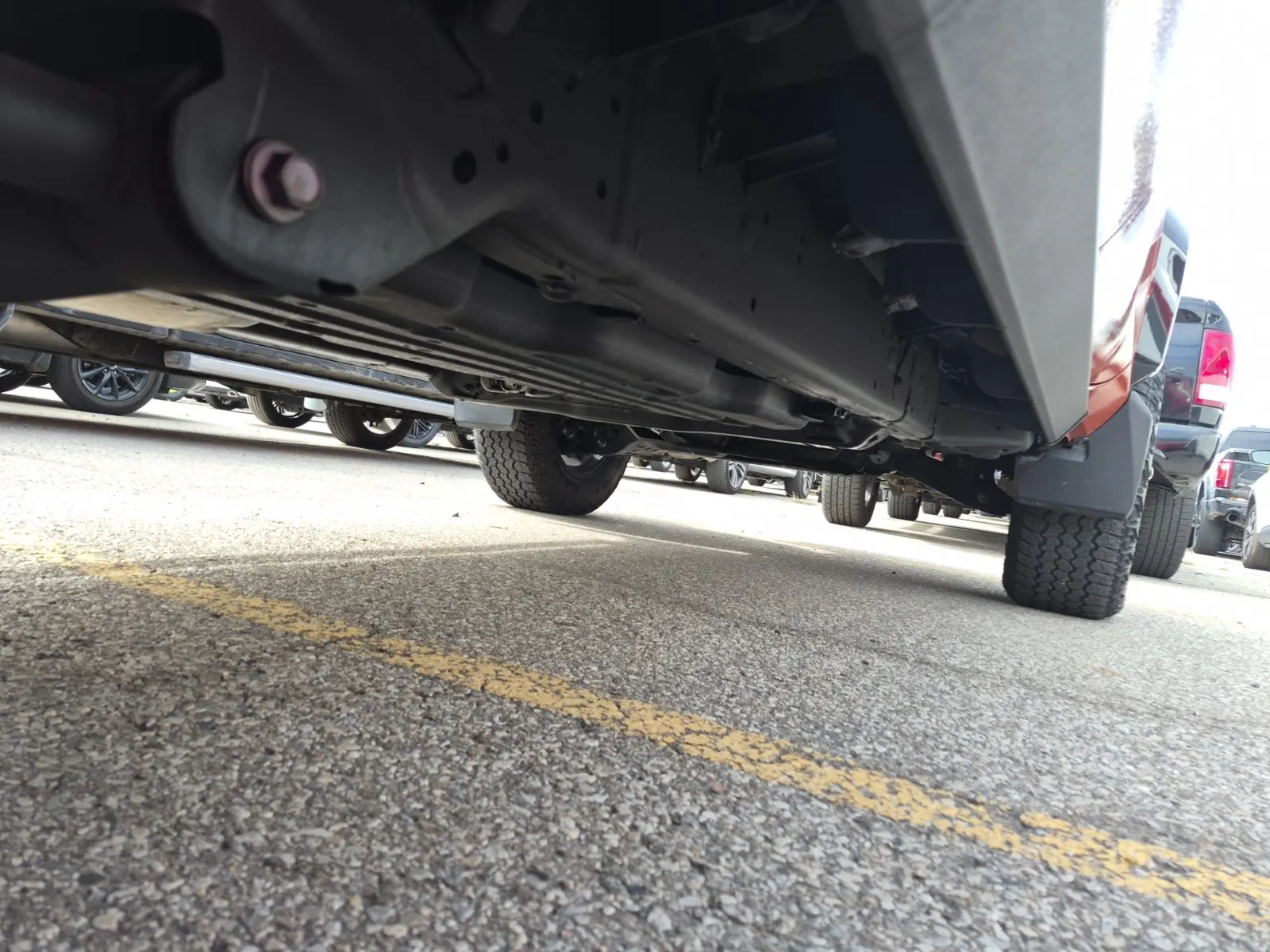 Undercarriage - Passenger Photo
